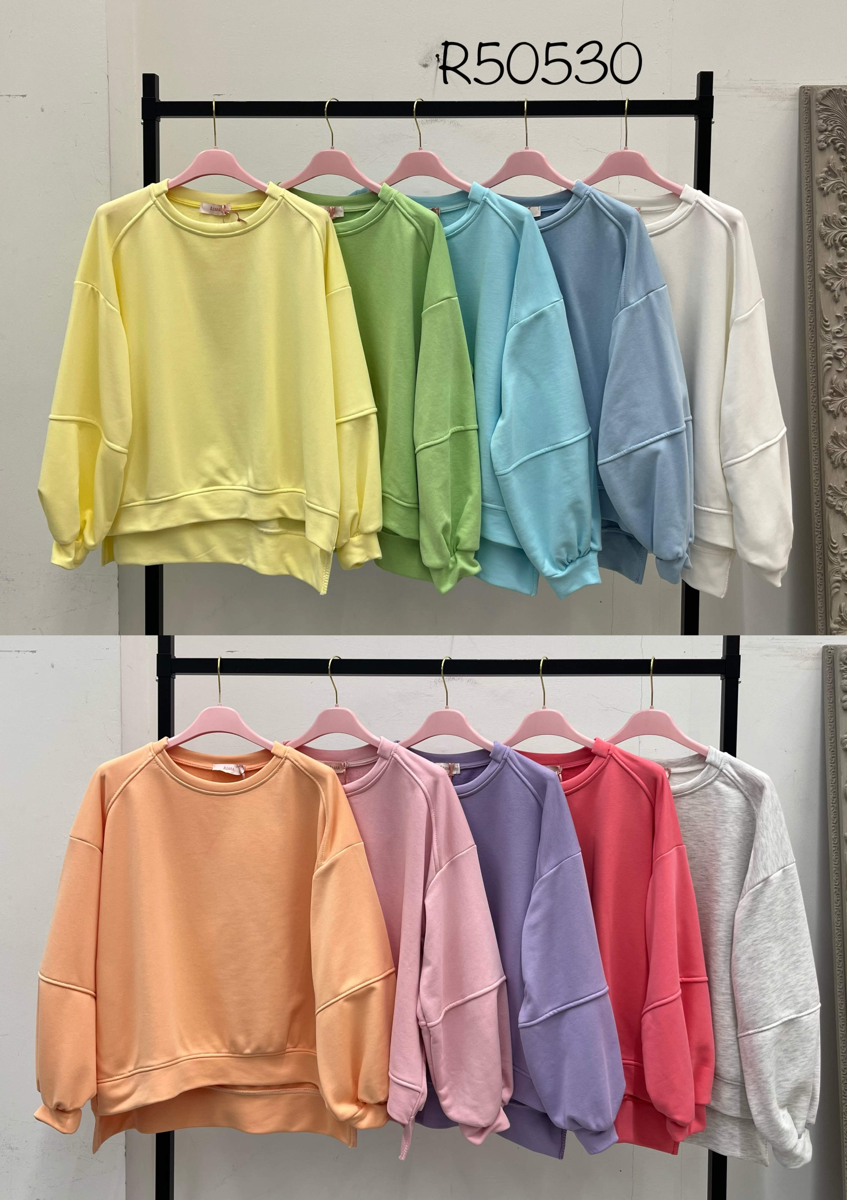 Sweatshirt