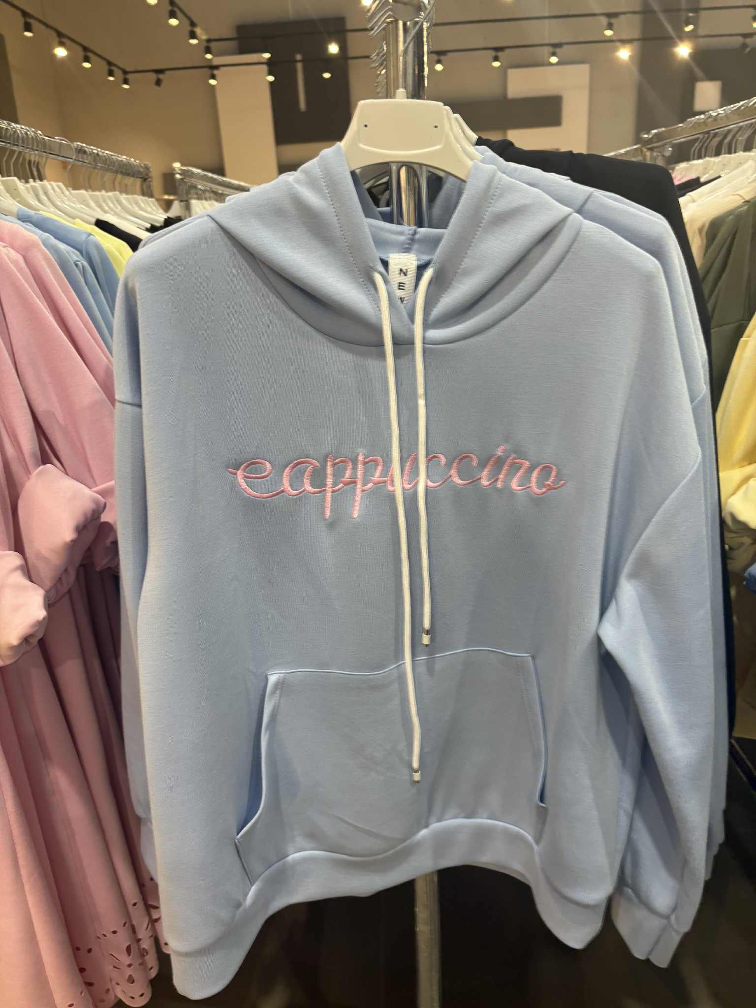Sweatshirt