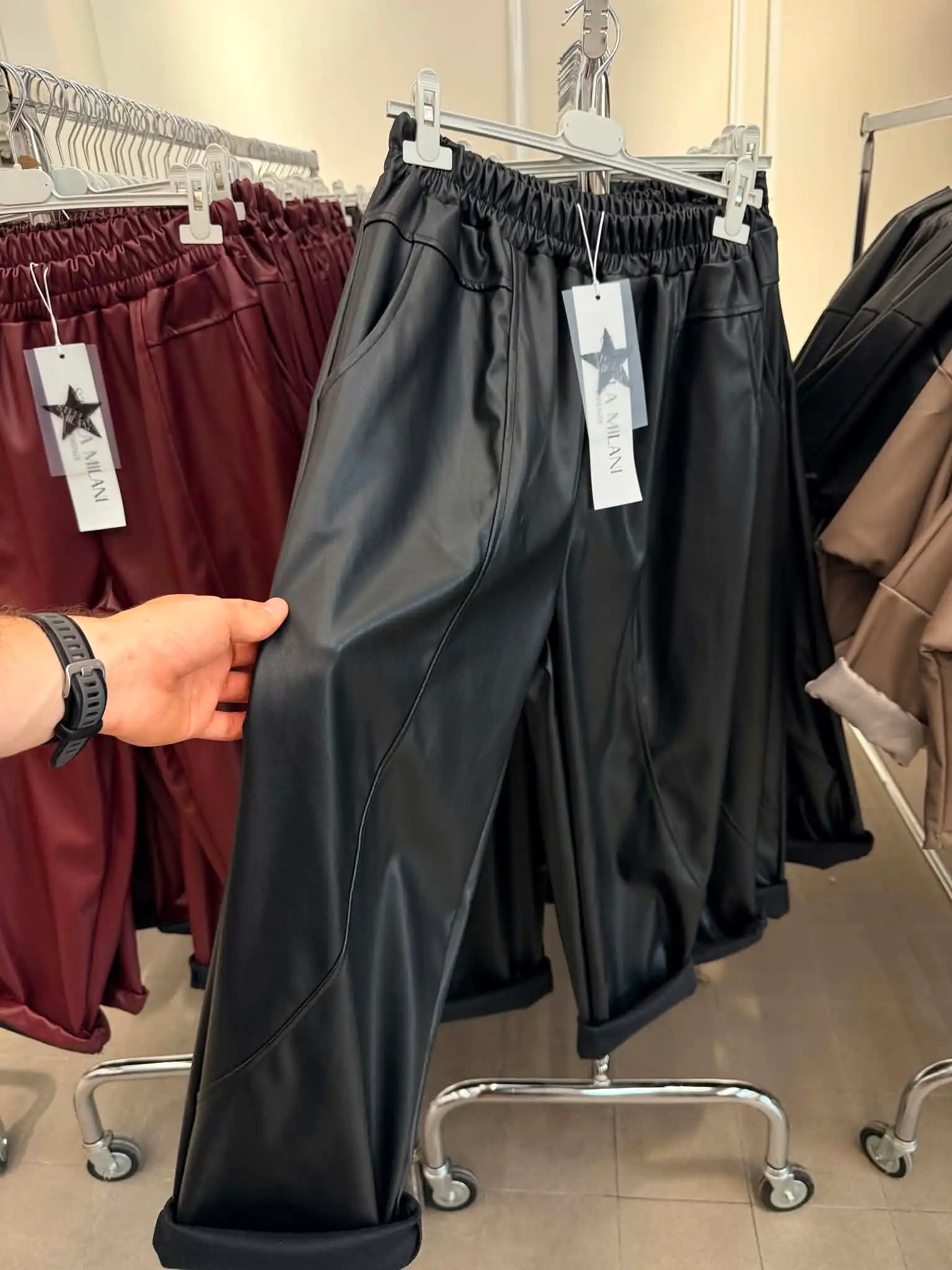 Leather-Look Trousers/Shorts