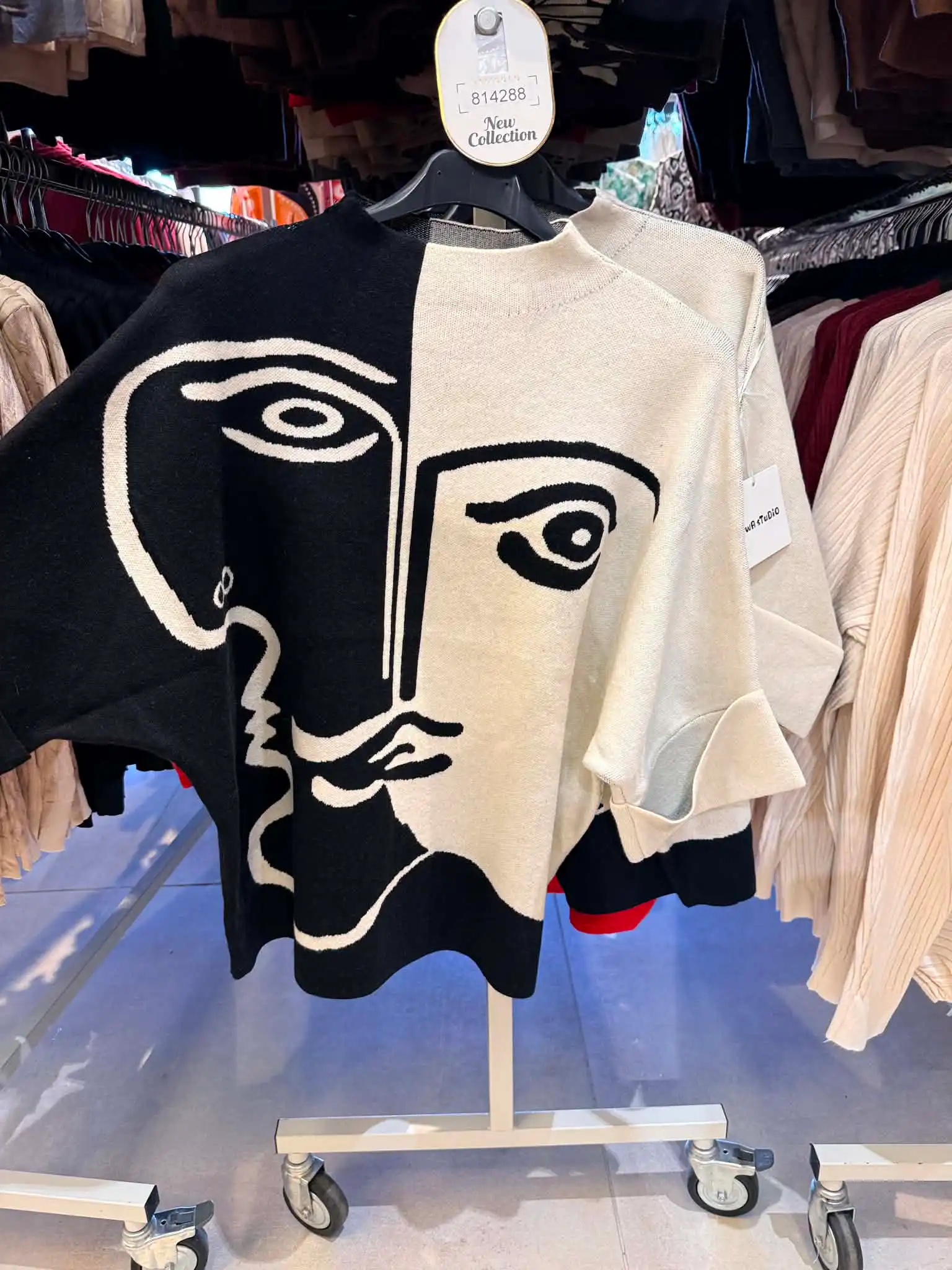 Knit Short‑Sleeve Sweatshirt