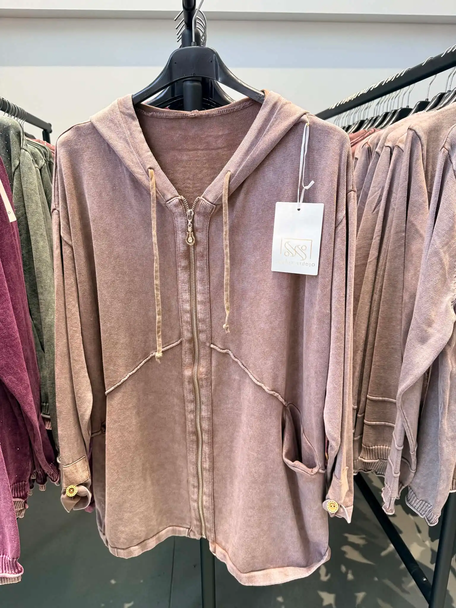 Hooded Zip-up Sweatshirt