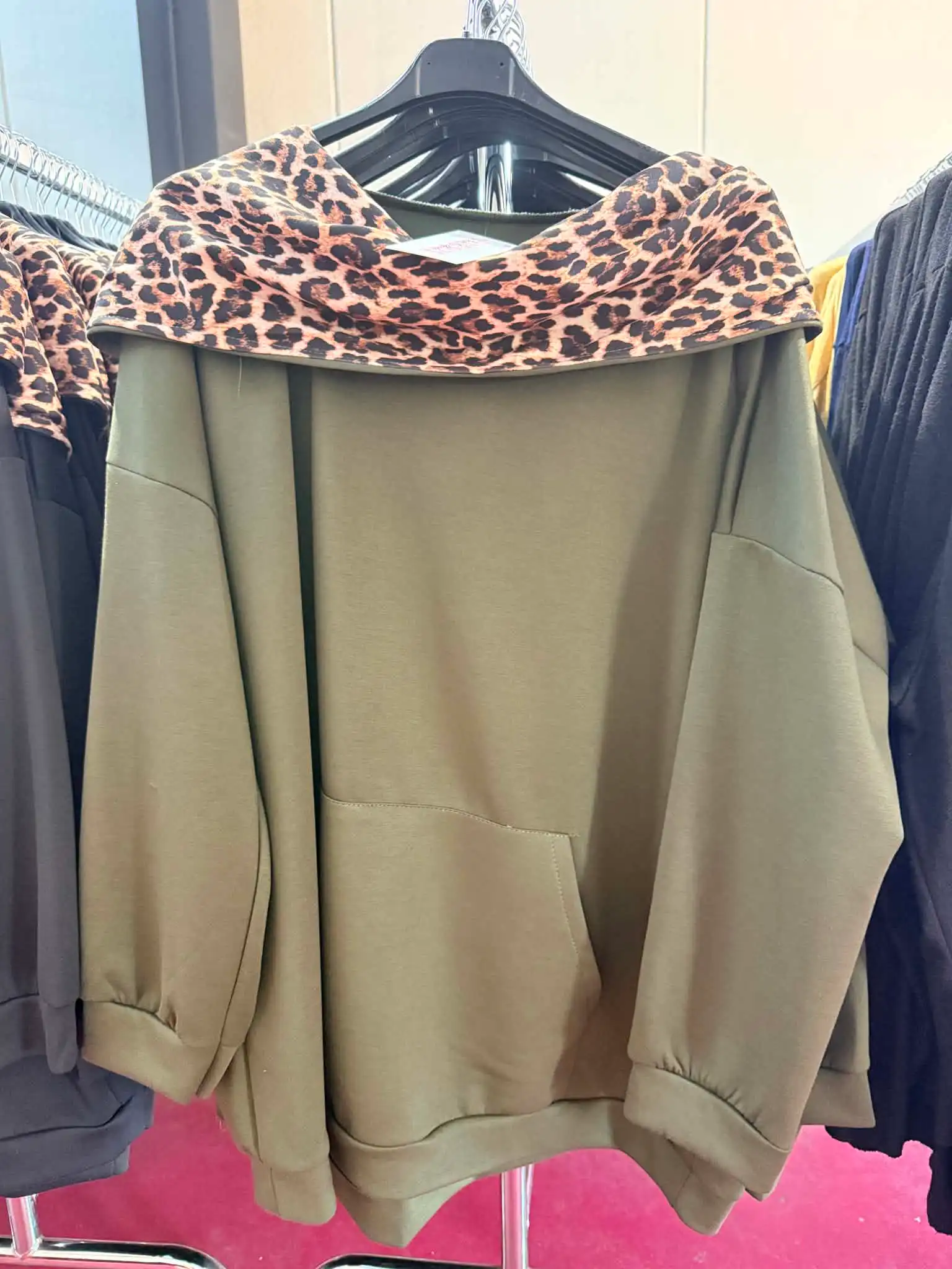 Relaxed Sweatshirt