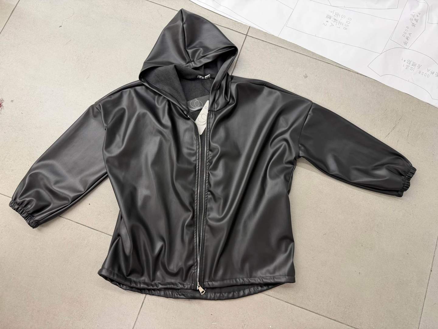 Oversize Hooded Jacket