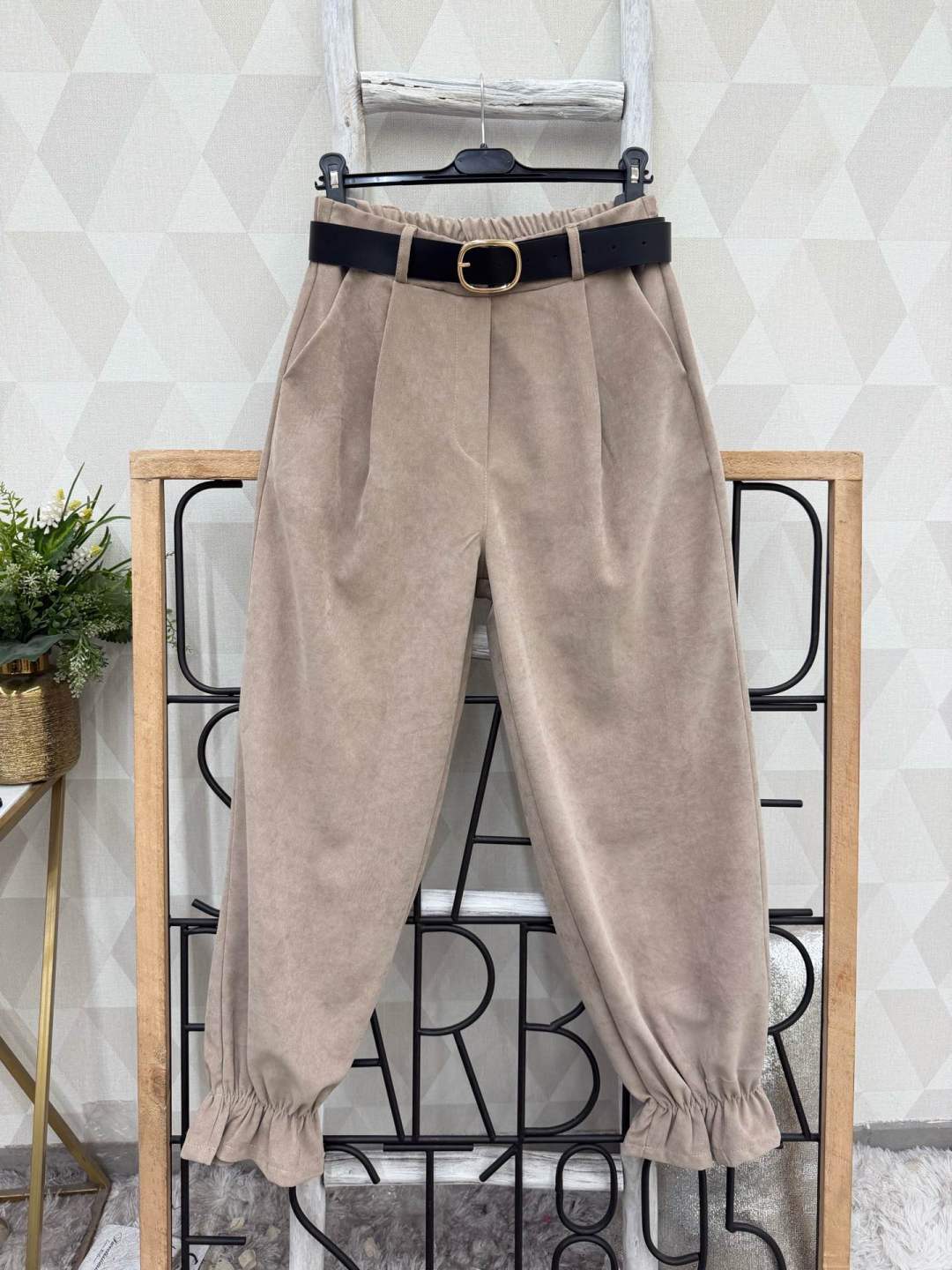 High‑Waist Jogger Trousers
