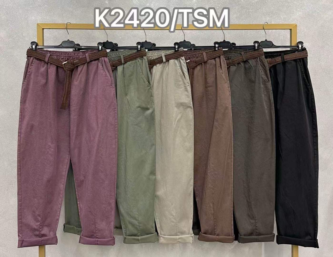 Relaxed Trousers with Belt