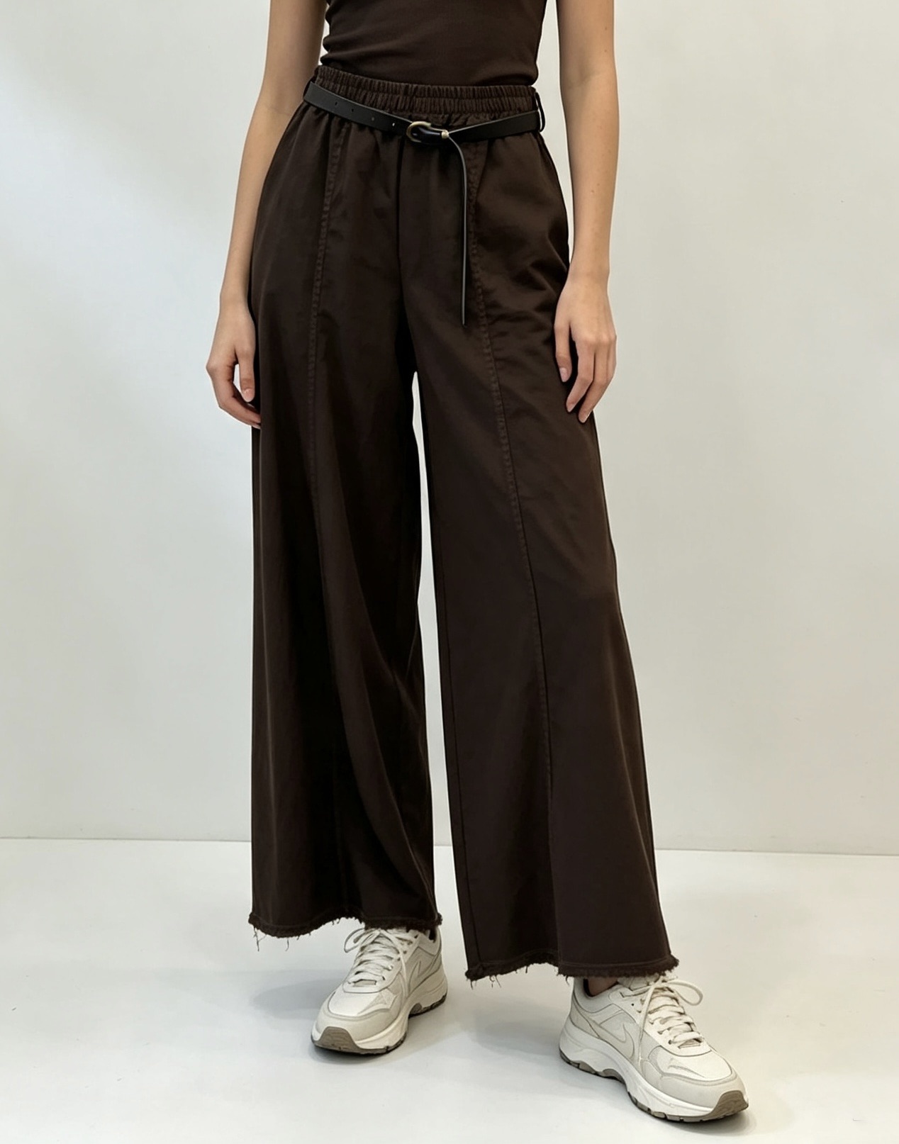 Relaxed Wide‑Leg Trousers