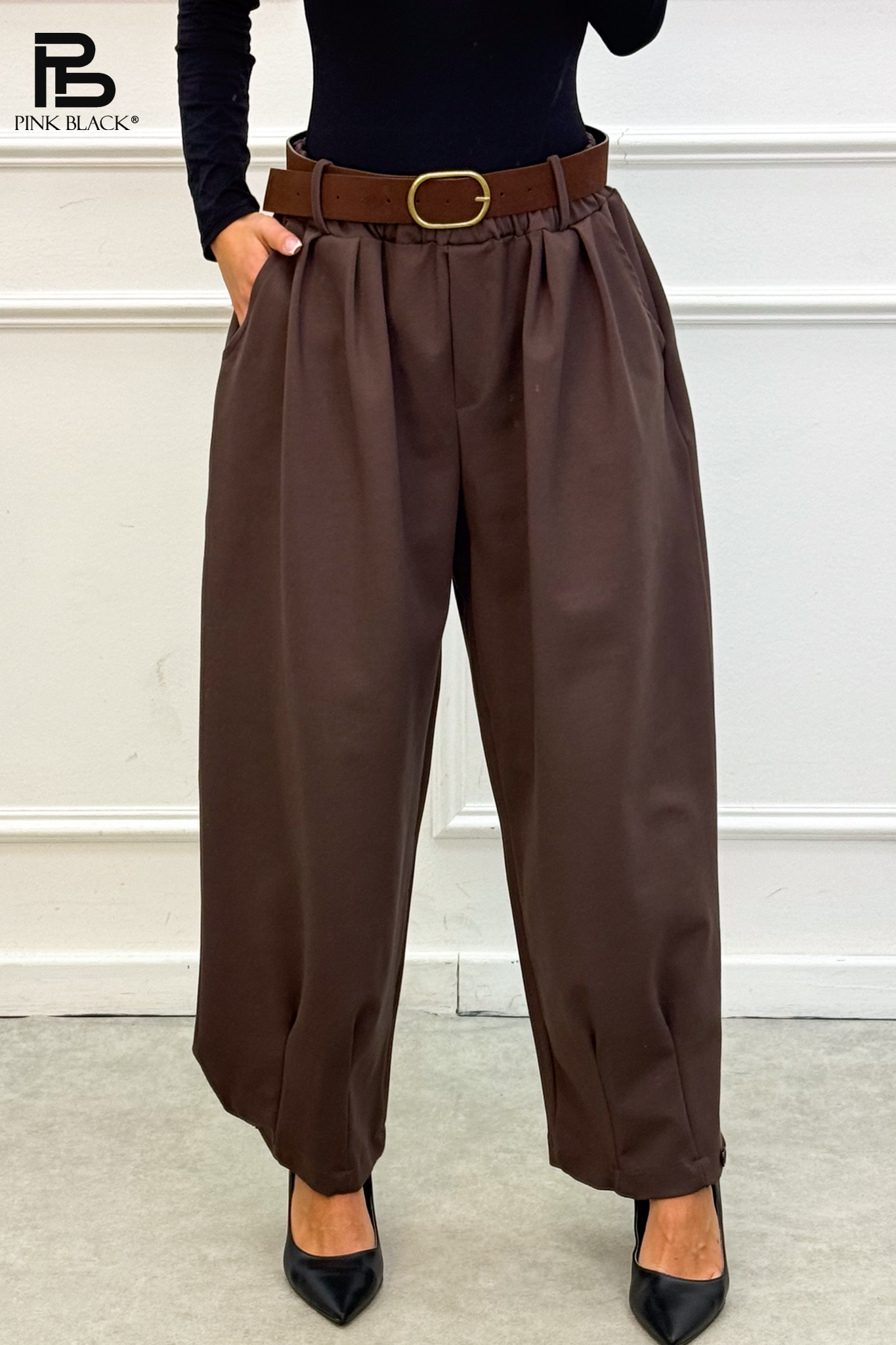 Pleated Jogger Trousers
