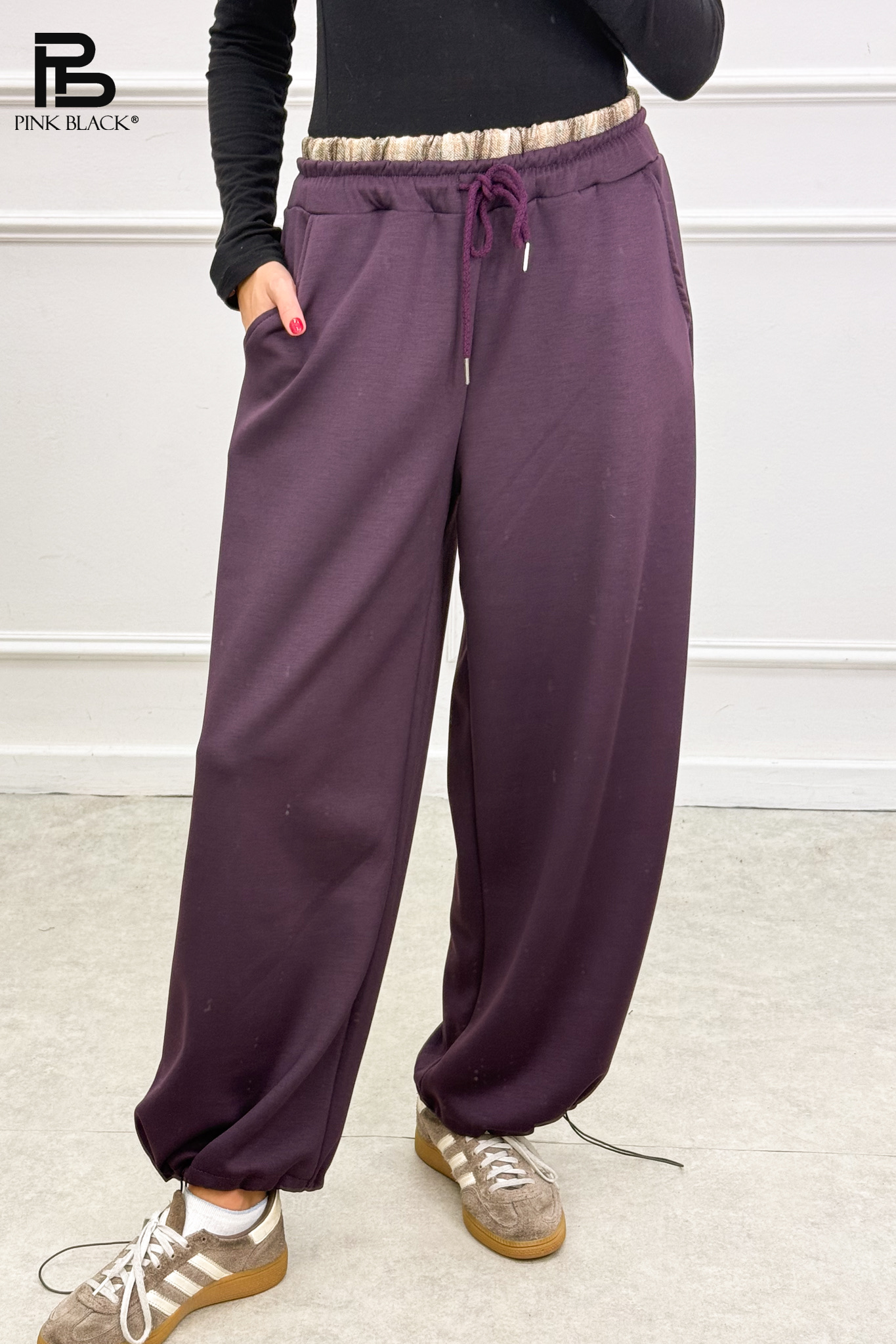 Wide-Leg Drawstring Trousers