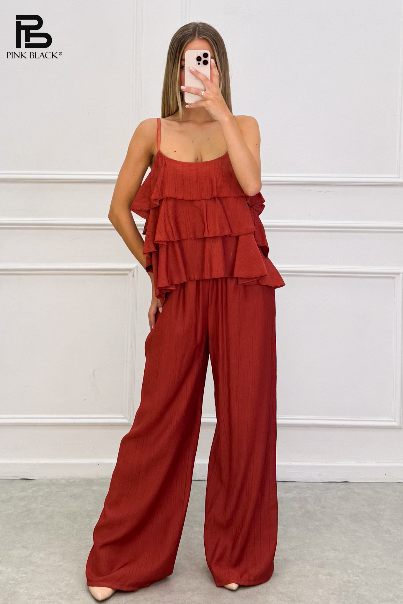 Relaxed Ruffle Set