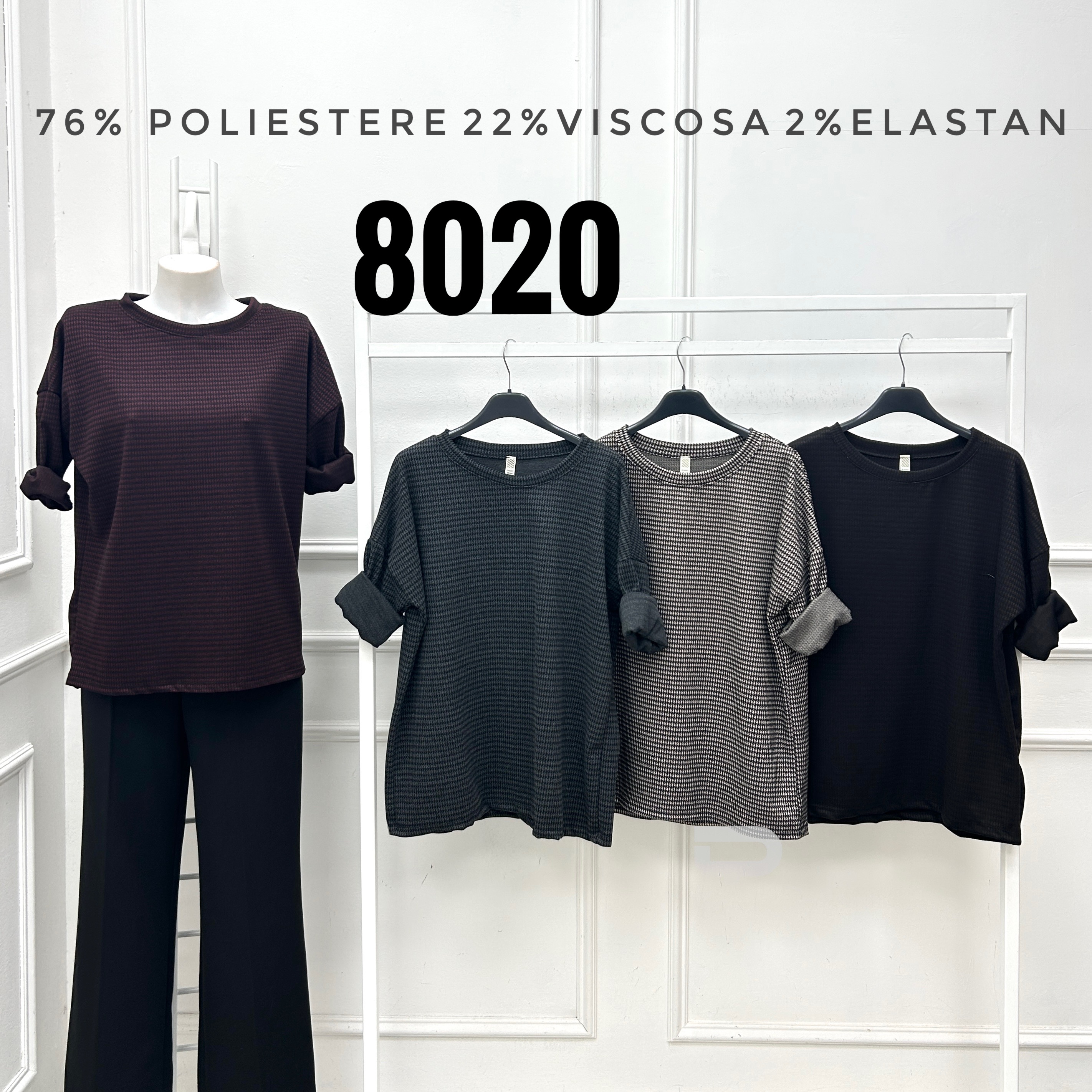 Relaxed Top with Micro Pattern