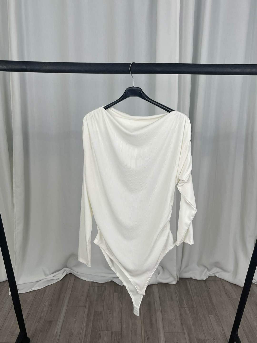 Ribbed Off‑Shoulder Fitted Top
