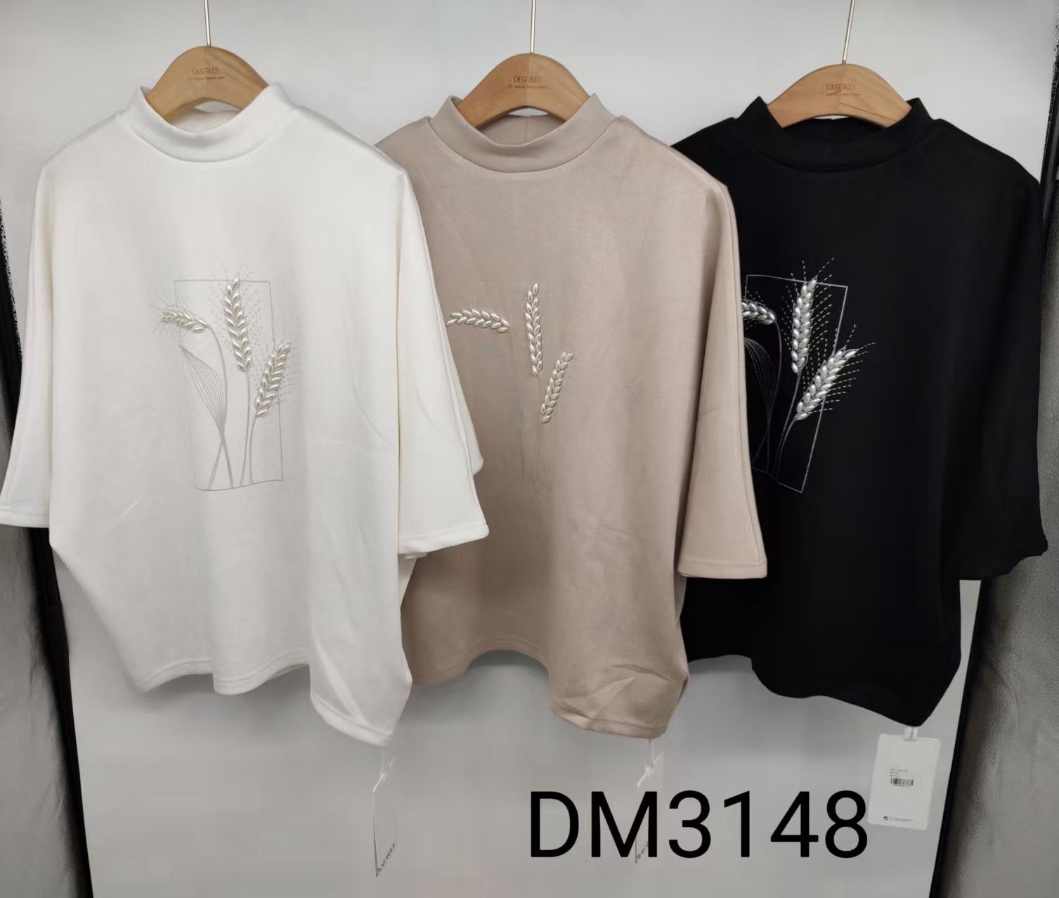 Relaxed Half-Turtleneck Blouse with Embroidery