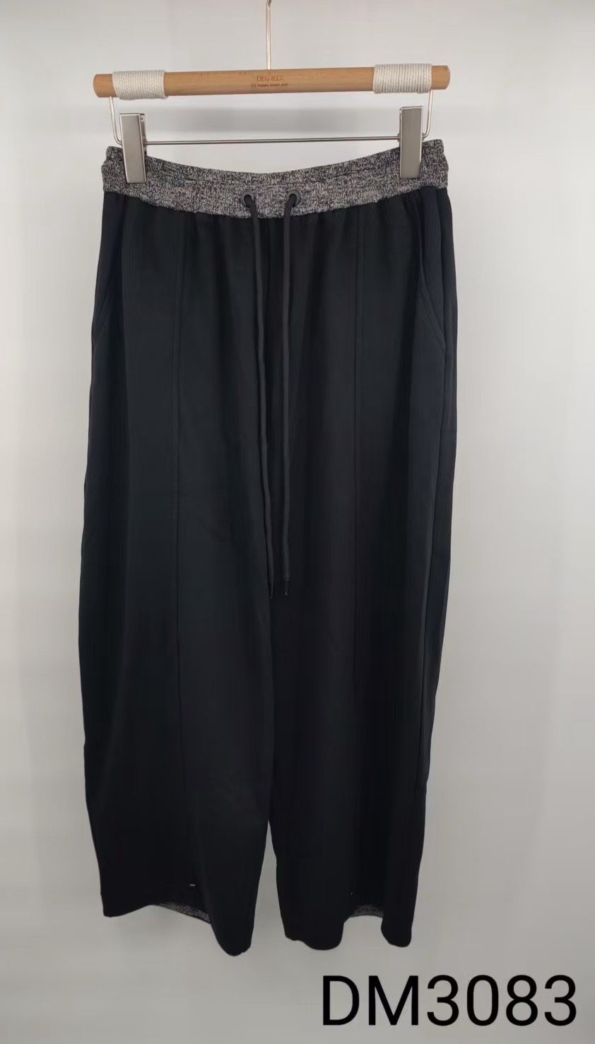 Relaxed Ankle-Length Trousers