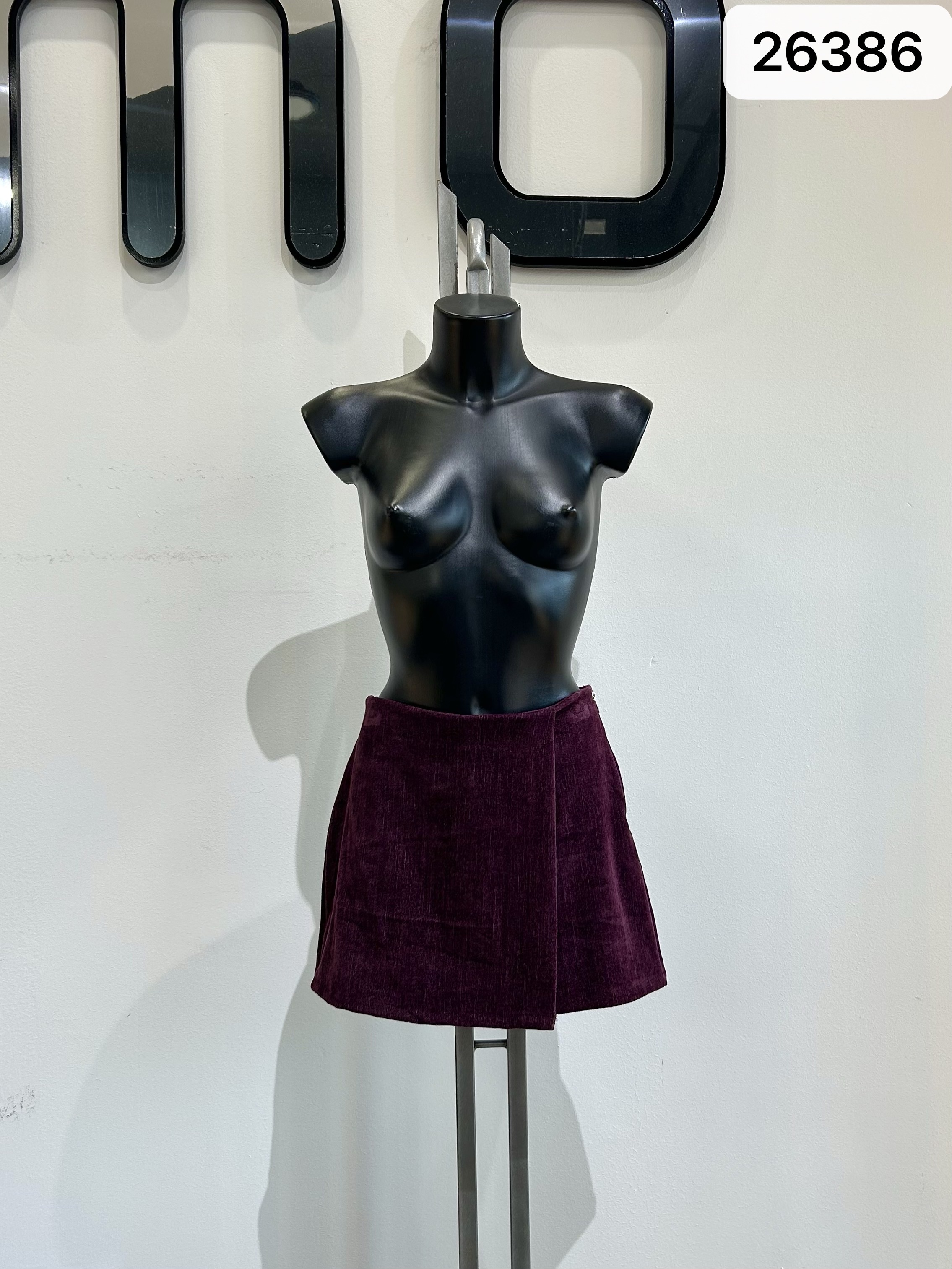 Regular Front-Covering Shorts