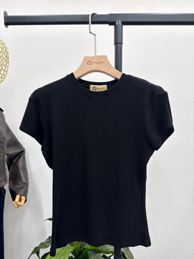 Fitted Crew Neck T‑Shirt