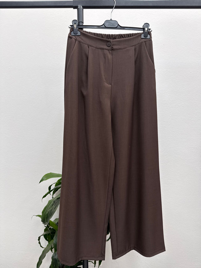 Wide-Leg Pleated Trousers