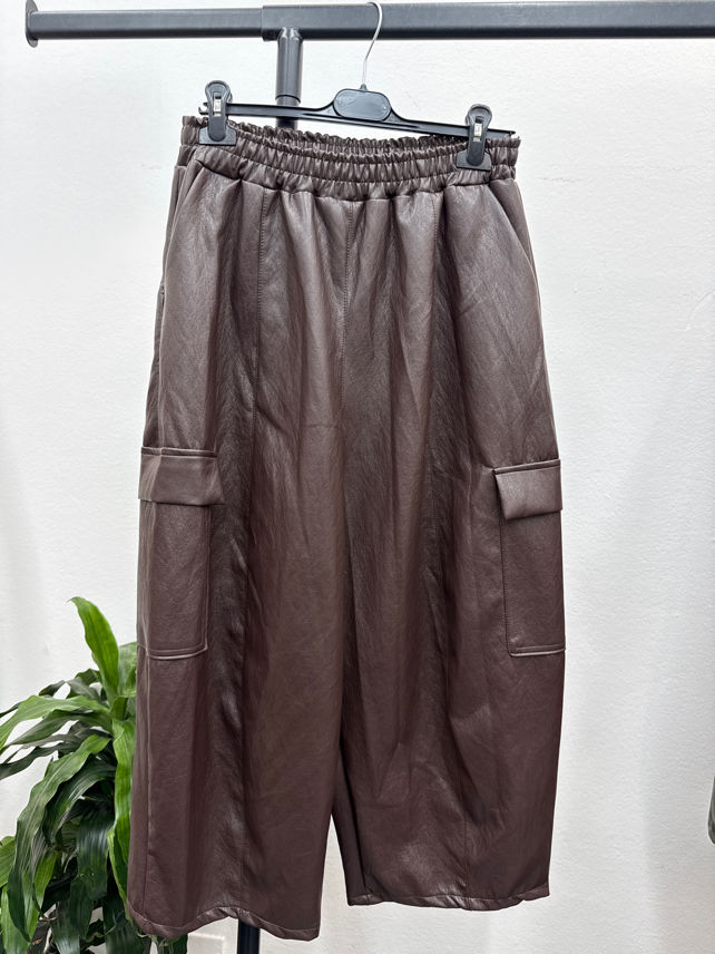 Relaxed Cargo Trousers with Pockets