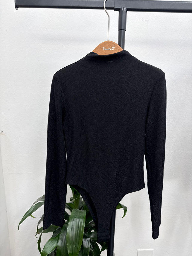 Fitted Top with Mock Turtleneck