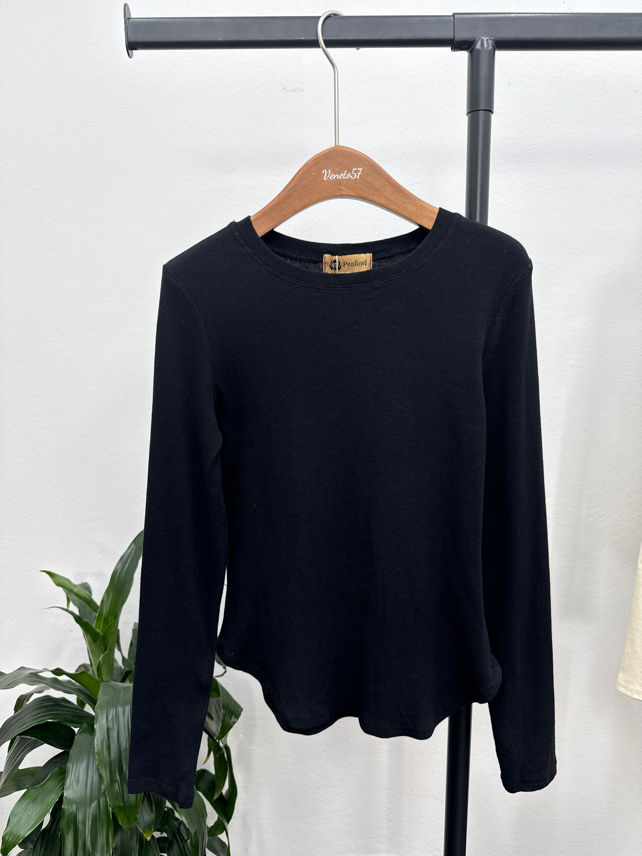 Fitted Long-Sleeve Top