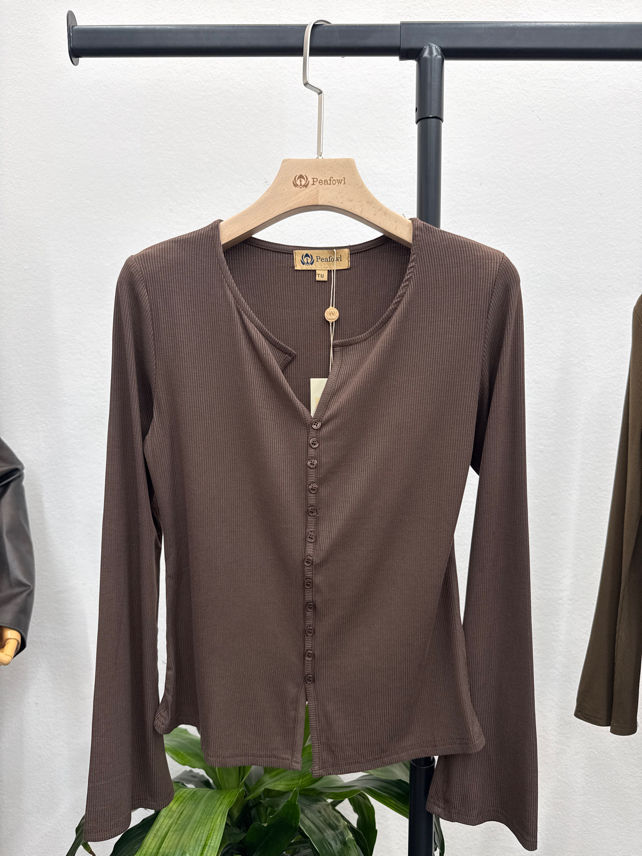 Fitted V‑Neck Top
