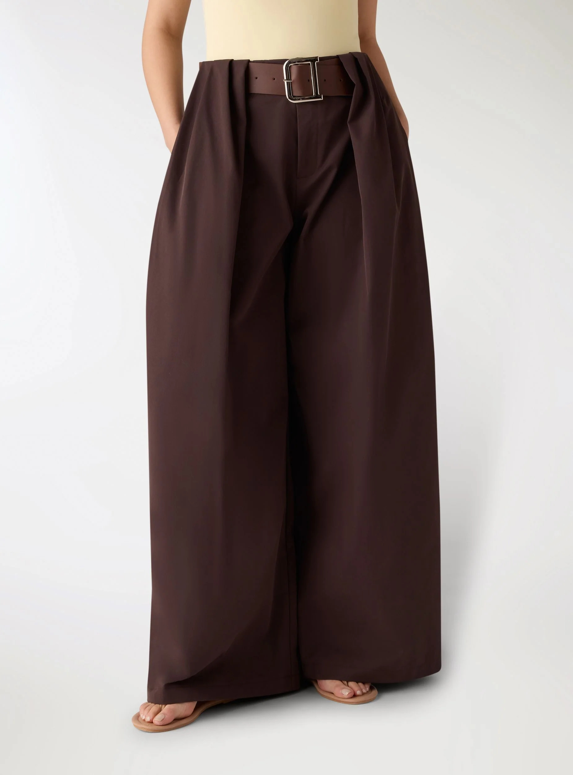 Pleated Wide‑Leg Trousers