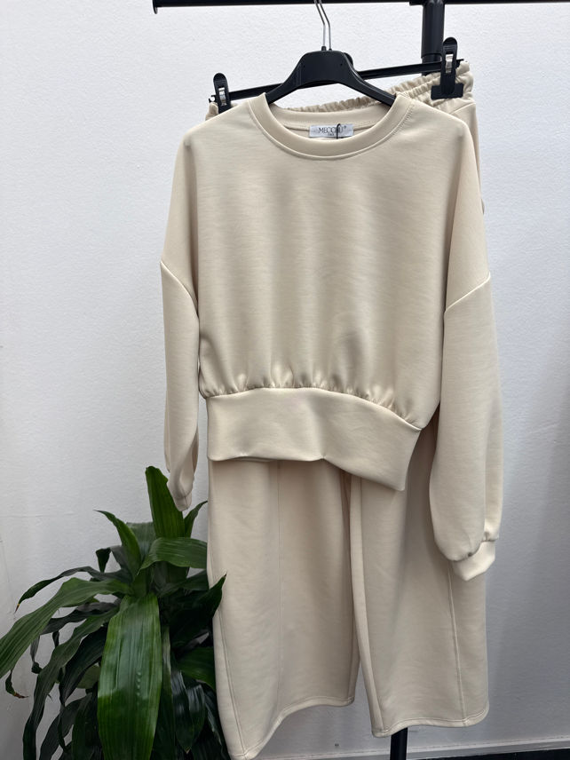 Relaxed Elastic-Waist Set