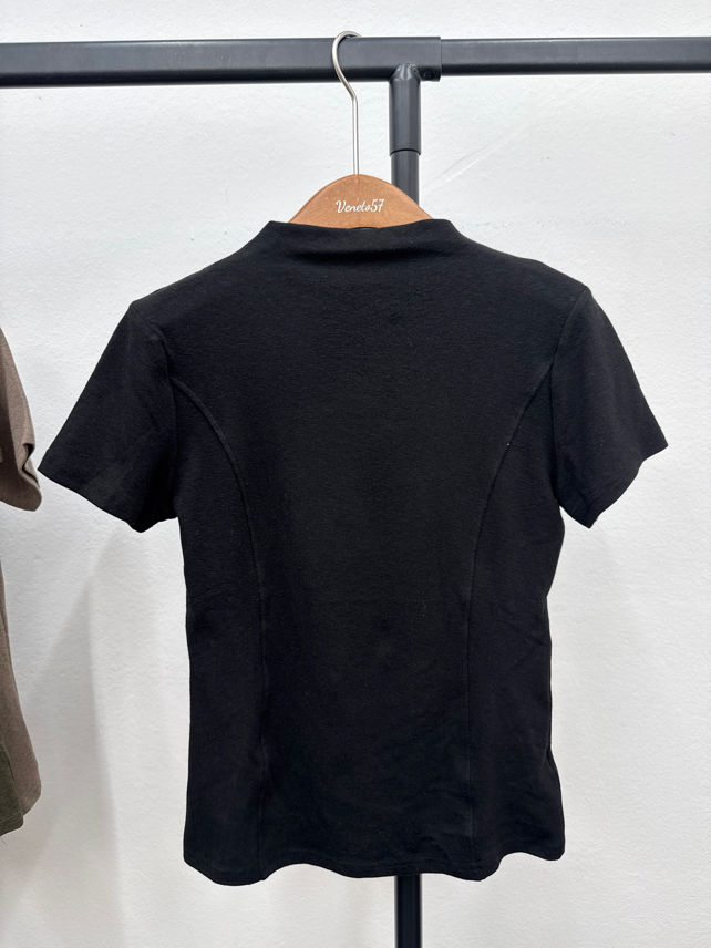 Fitted Mock-Neck Tee
