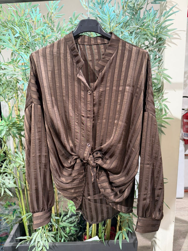Relaxed Shirt with Waist Ties