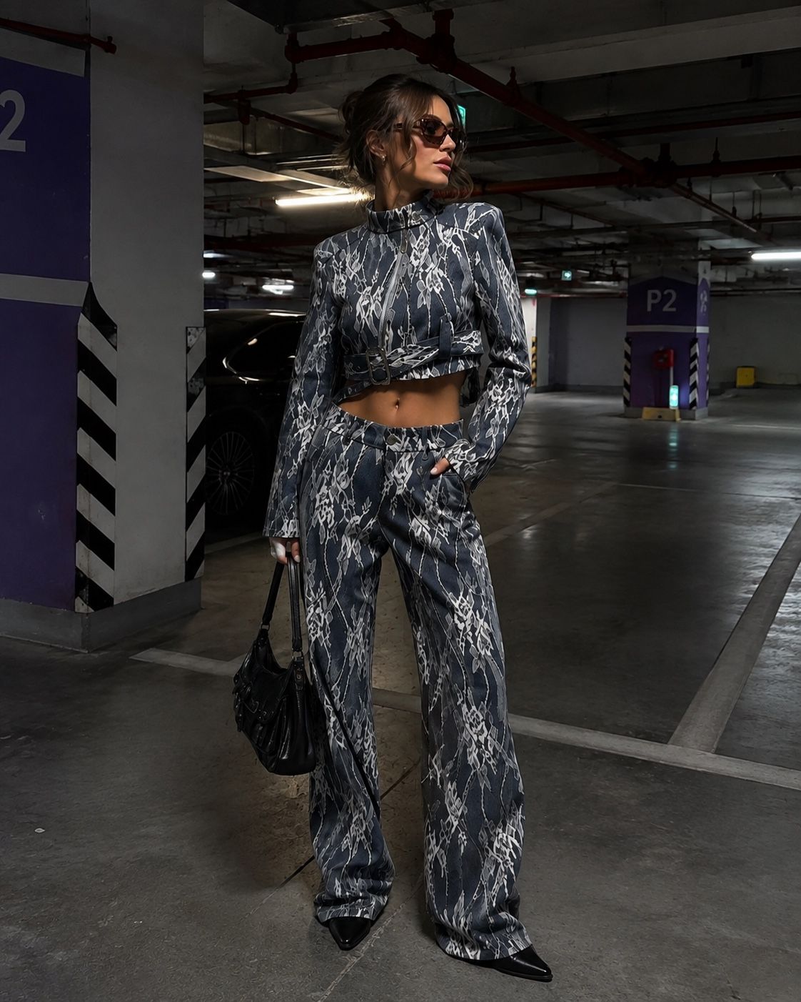 Cropped Polo-Neck Set — Abstract