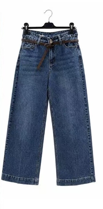 Regular Wide-Leg Jeans