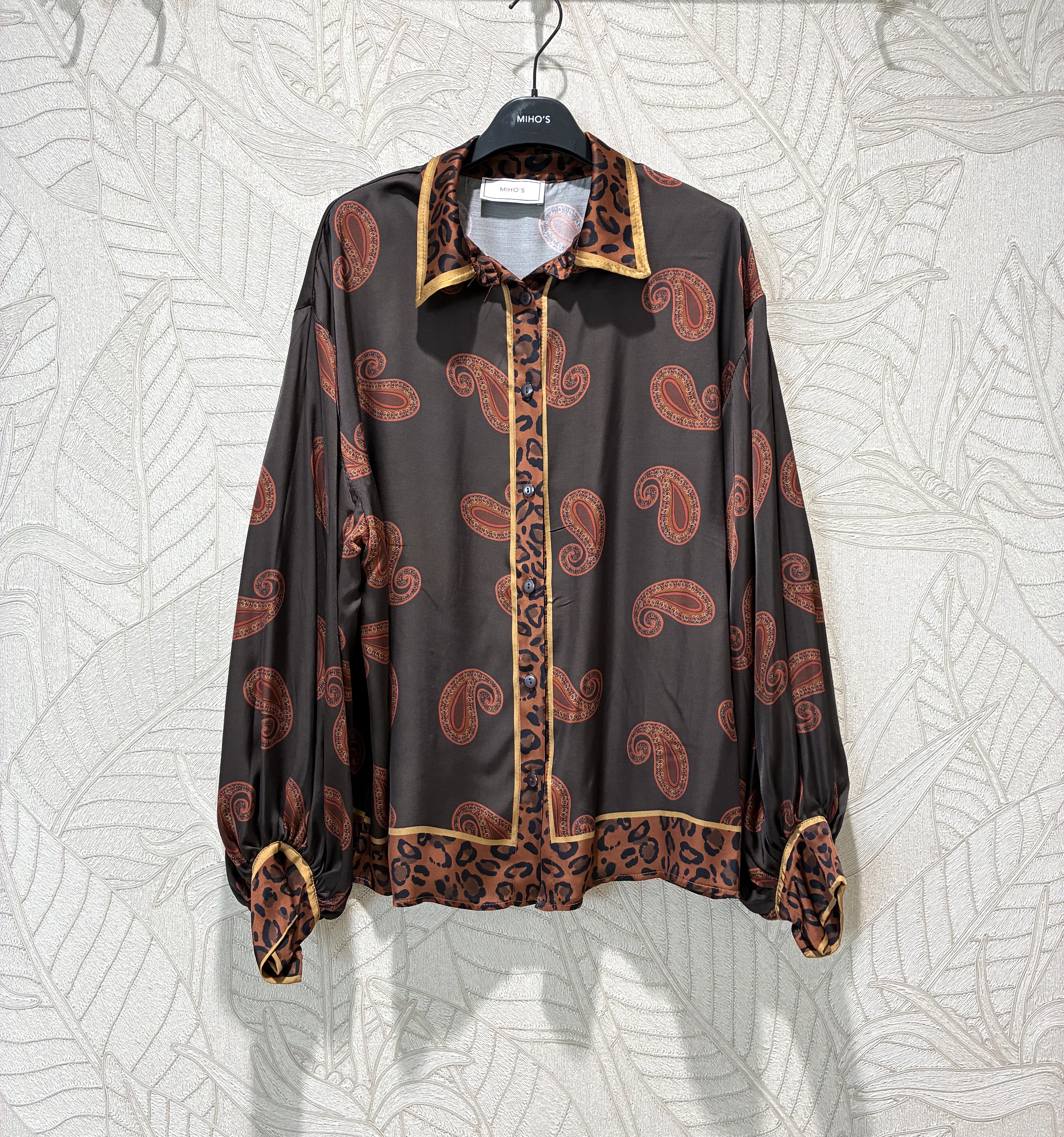 Relaxed Shirt Blouse with Collar