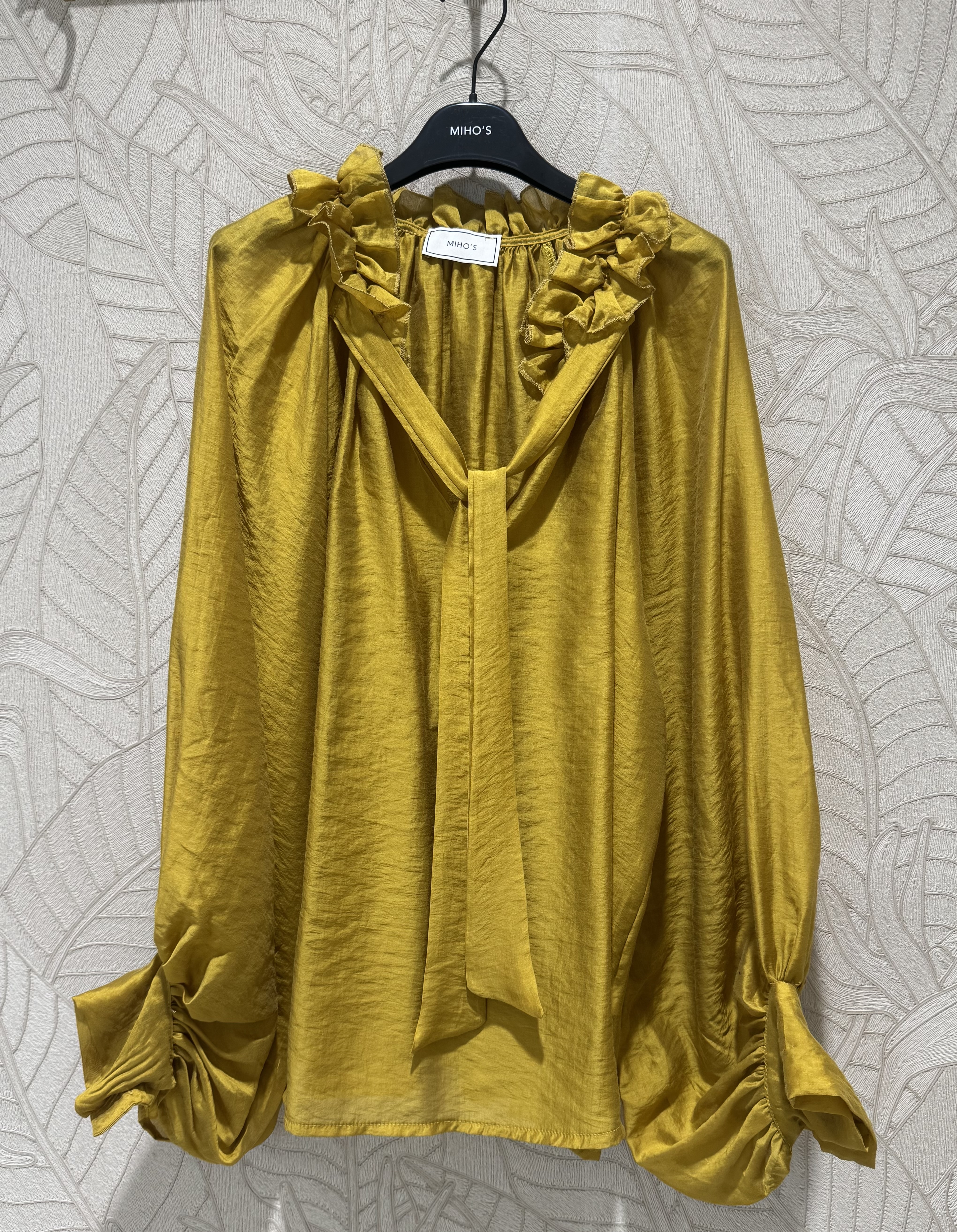 Relaxed Ruffle Blouse