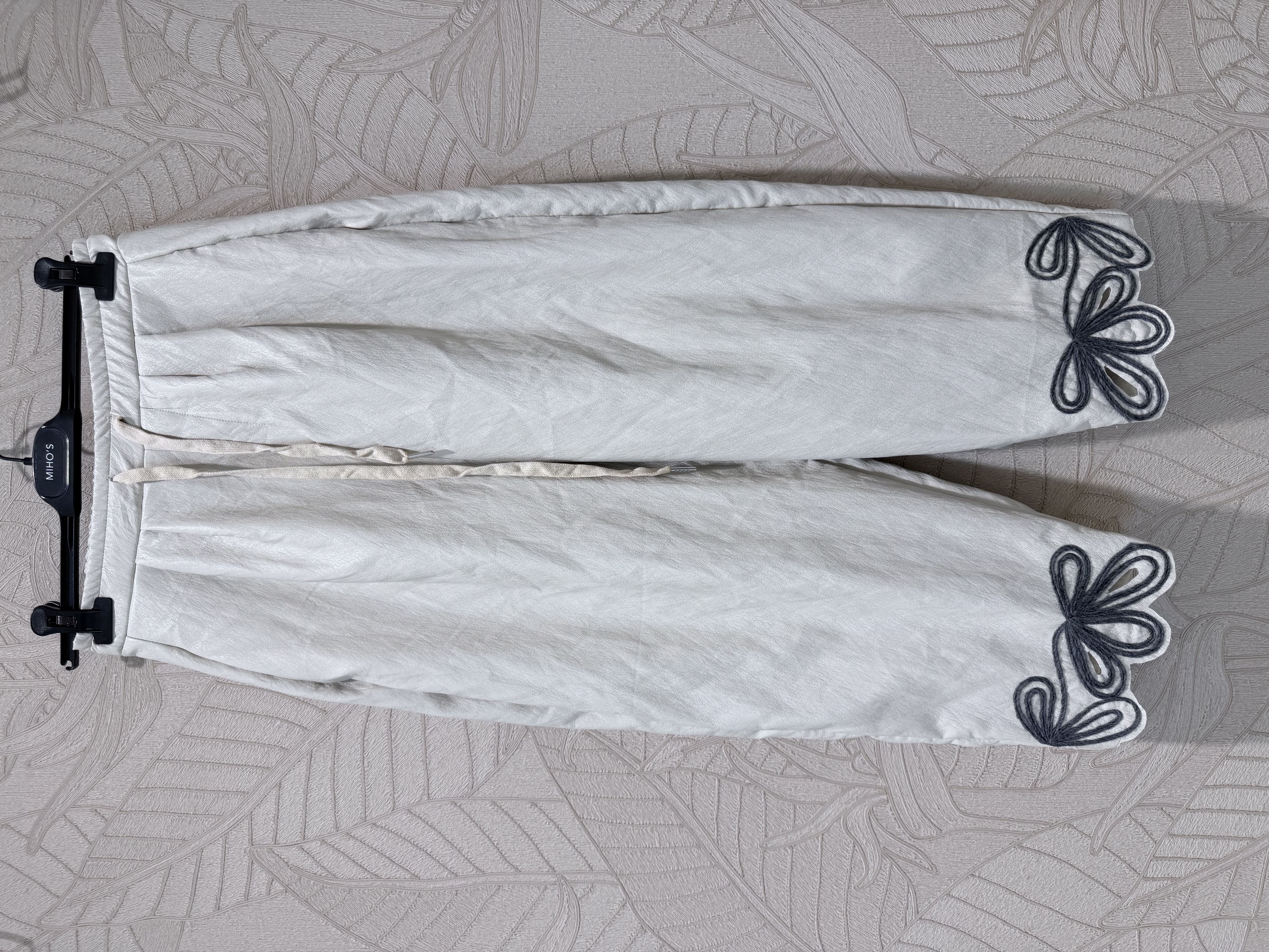 Elastic-Waist Straight Trousers