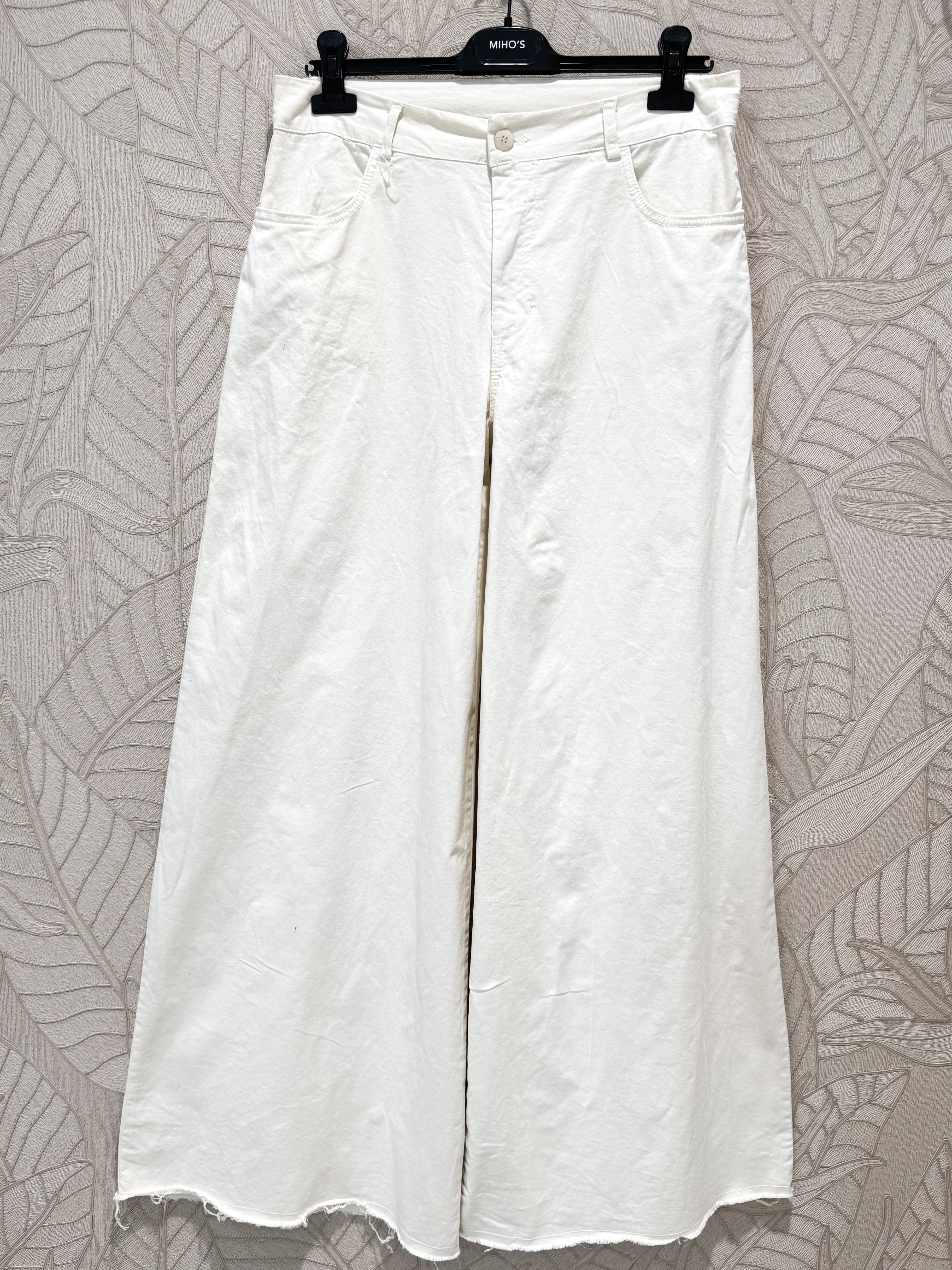 Wide-Leg Straight Trousers