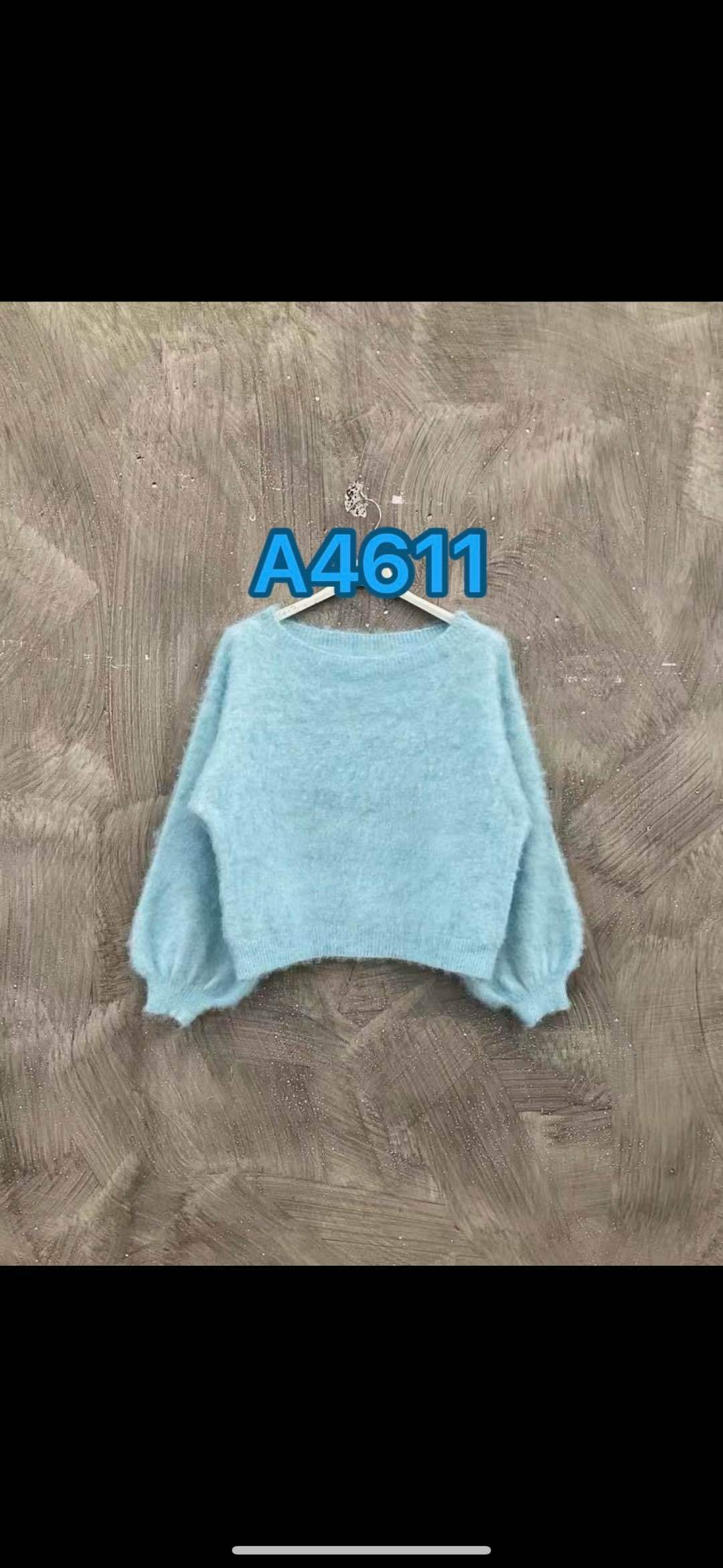 Cropped Balloon Sweater