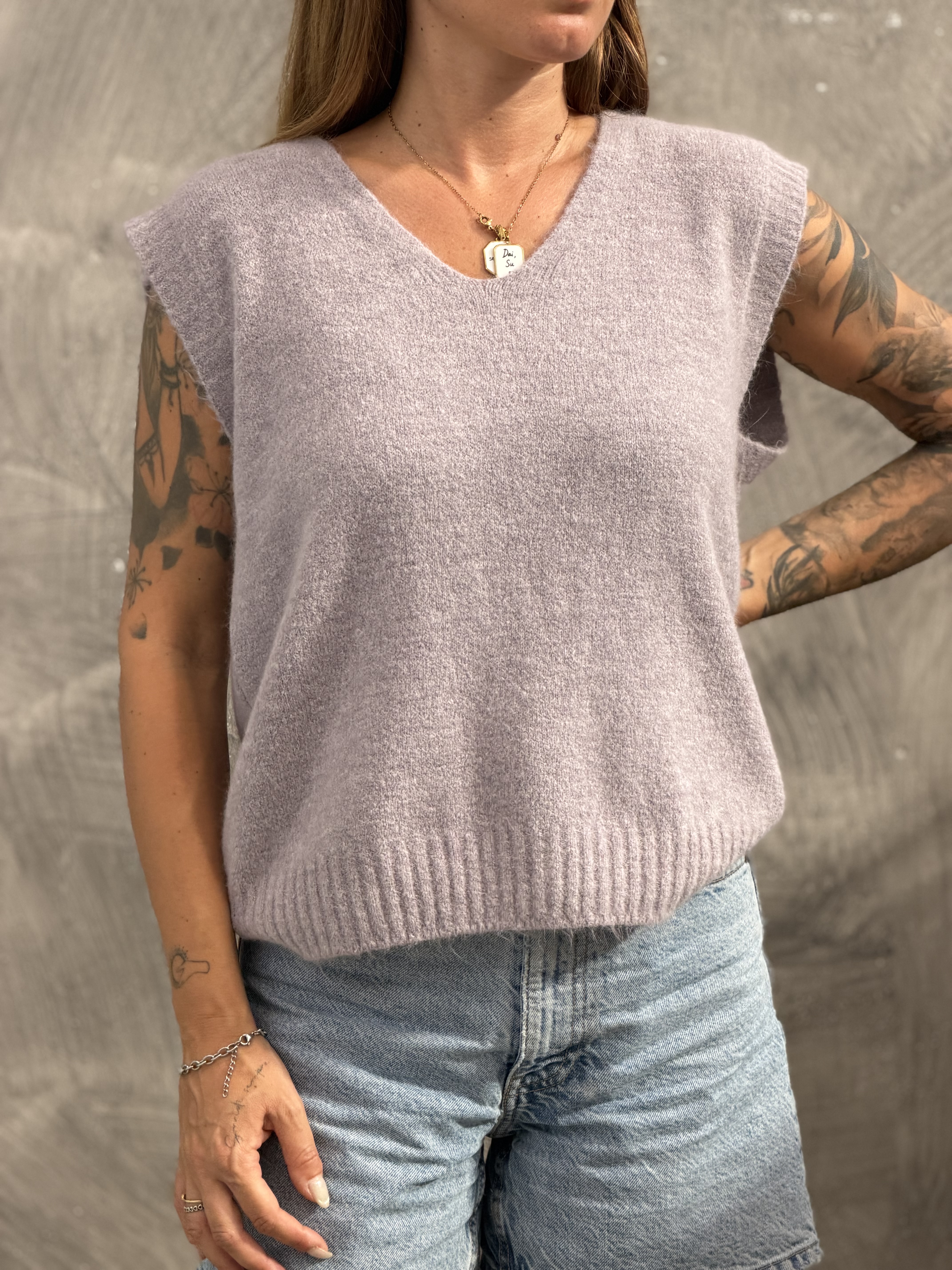 Straight Knit Vest
