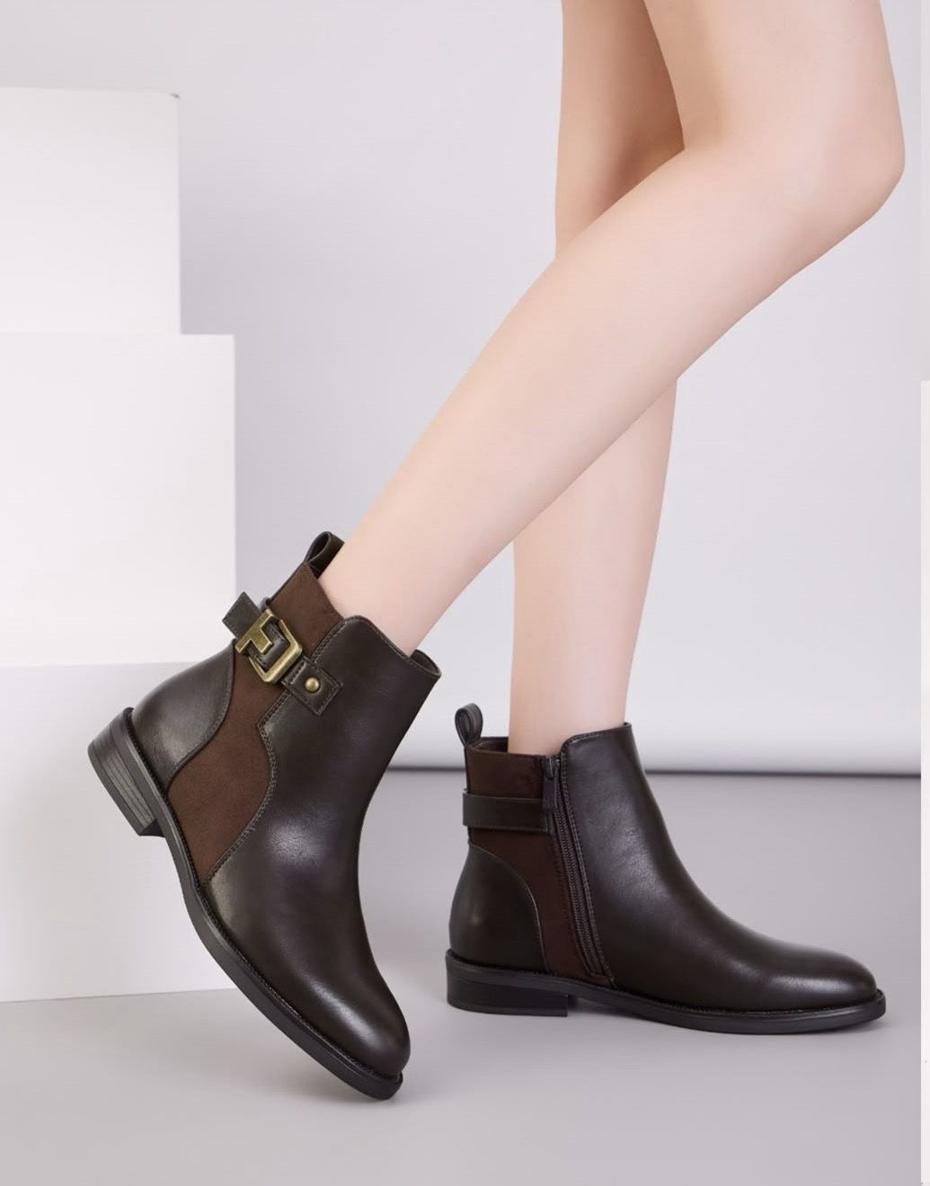 Chelsea Boots with Side Zip