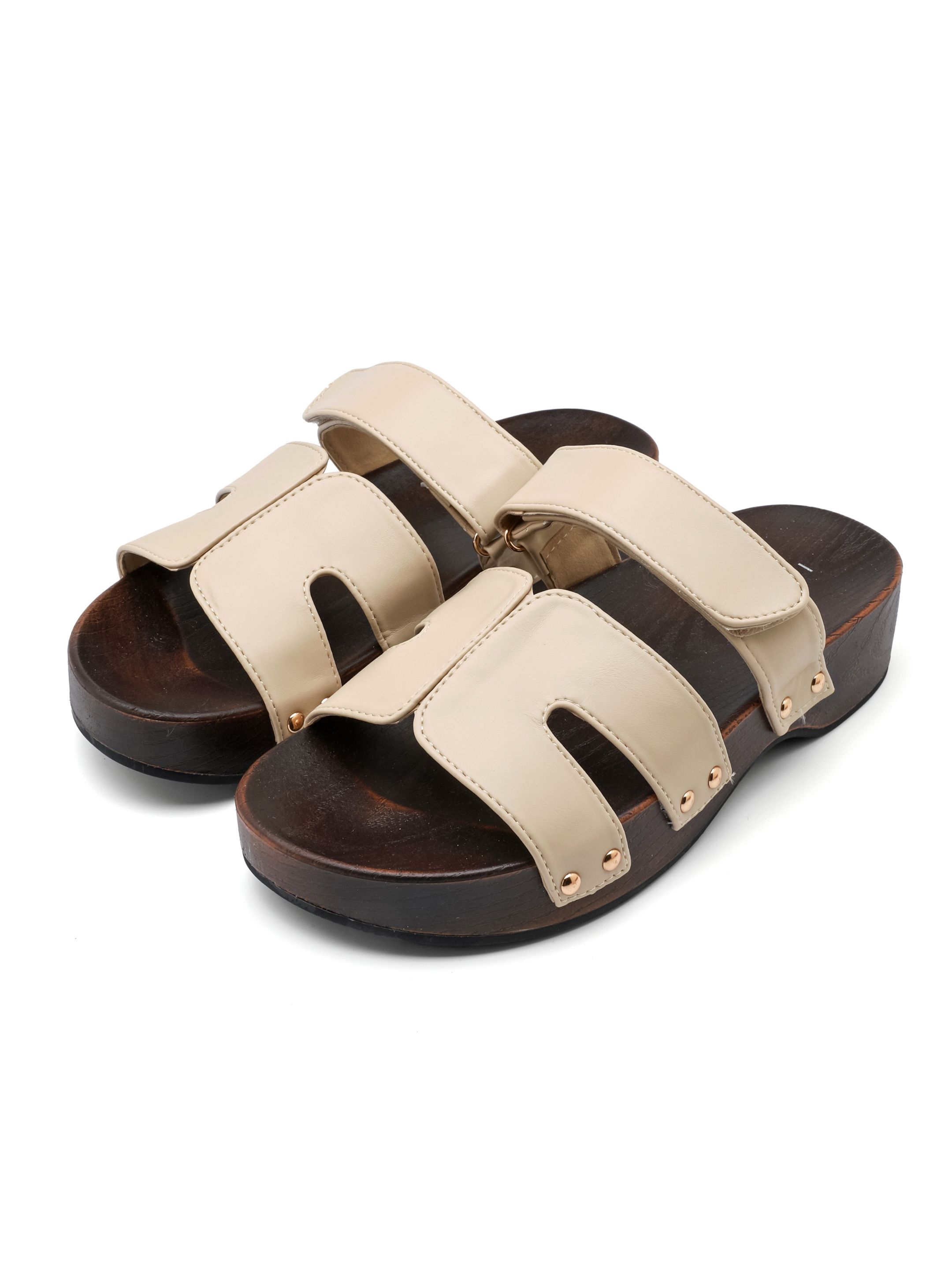 Studded Platform Slides