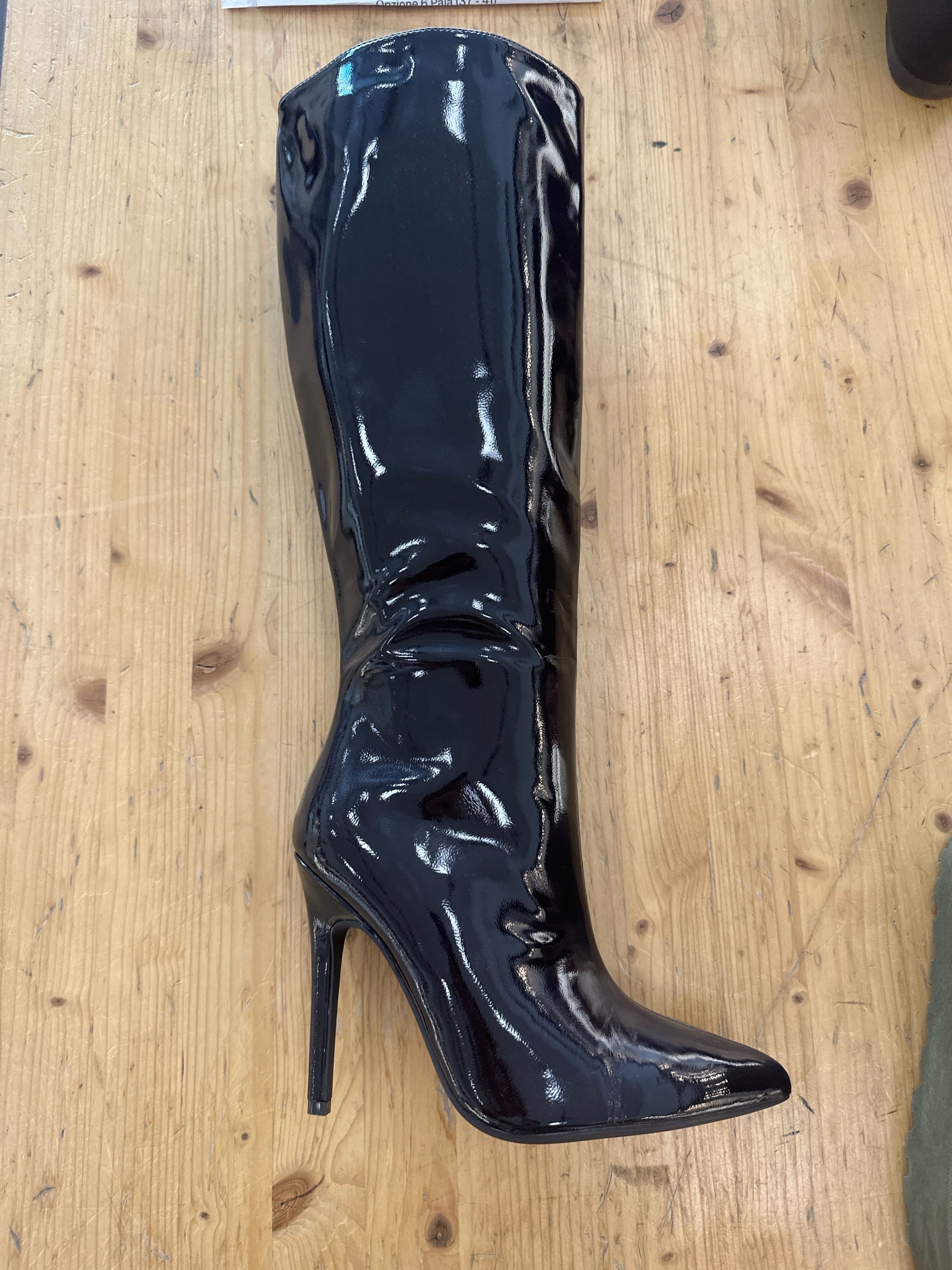 Glamour Claw Accessory