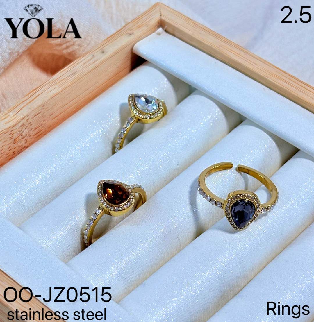 Teardrop-Eye Ring