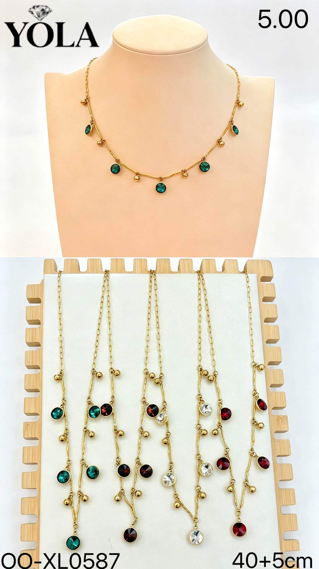 Delicate Pendant Necklace