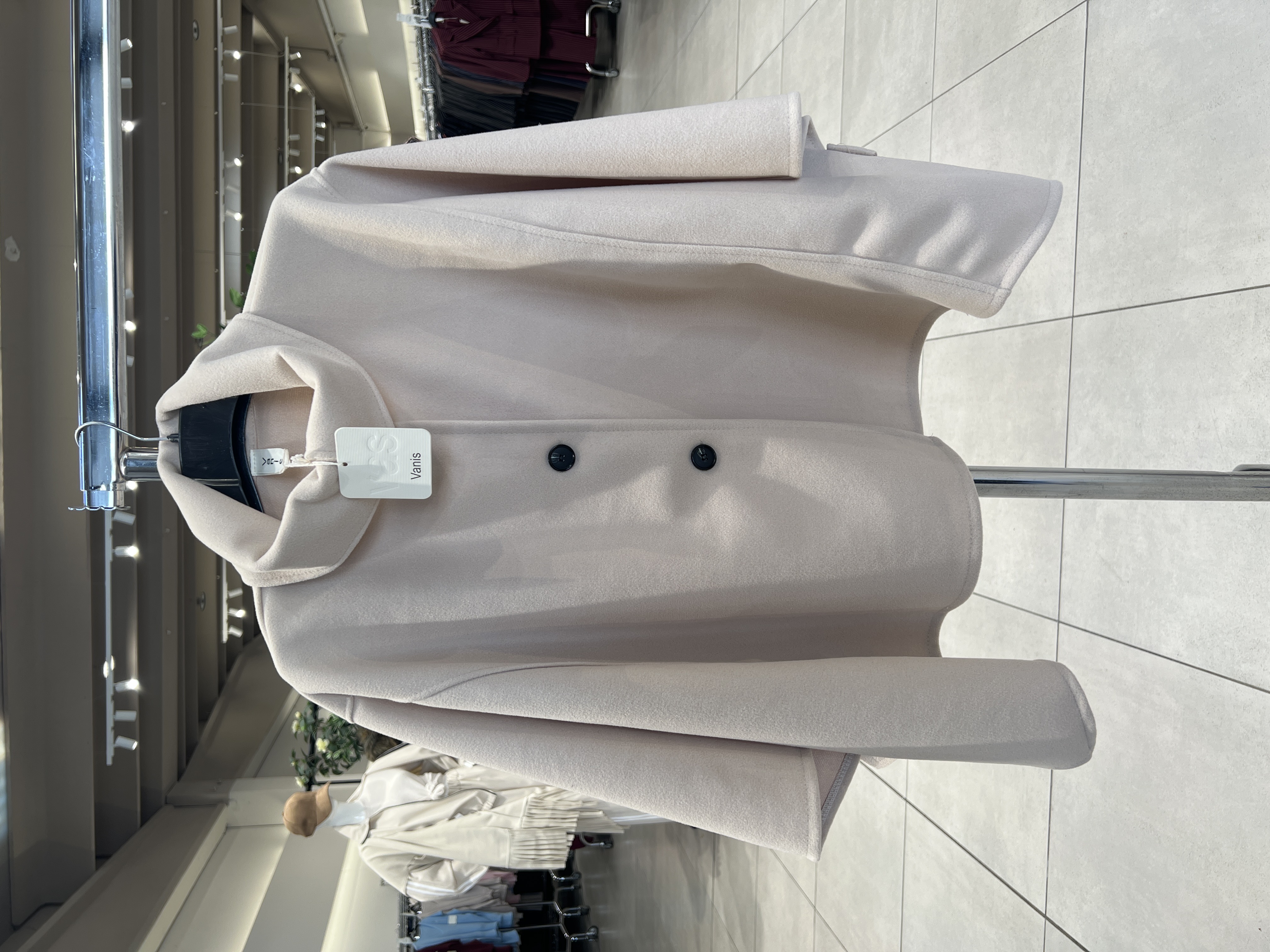 Relaxed 3/4 Jacket with Collar