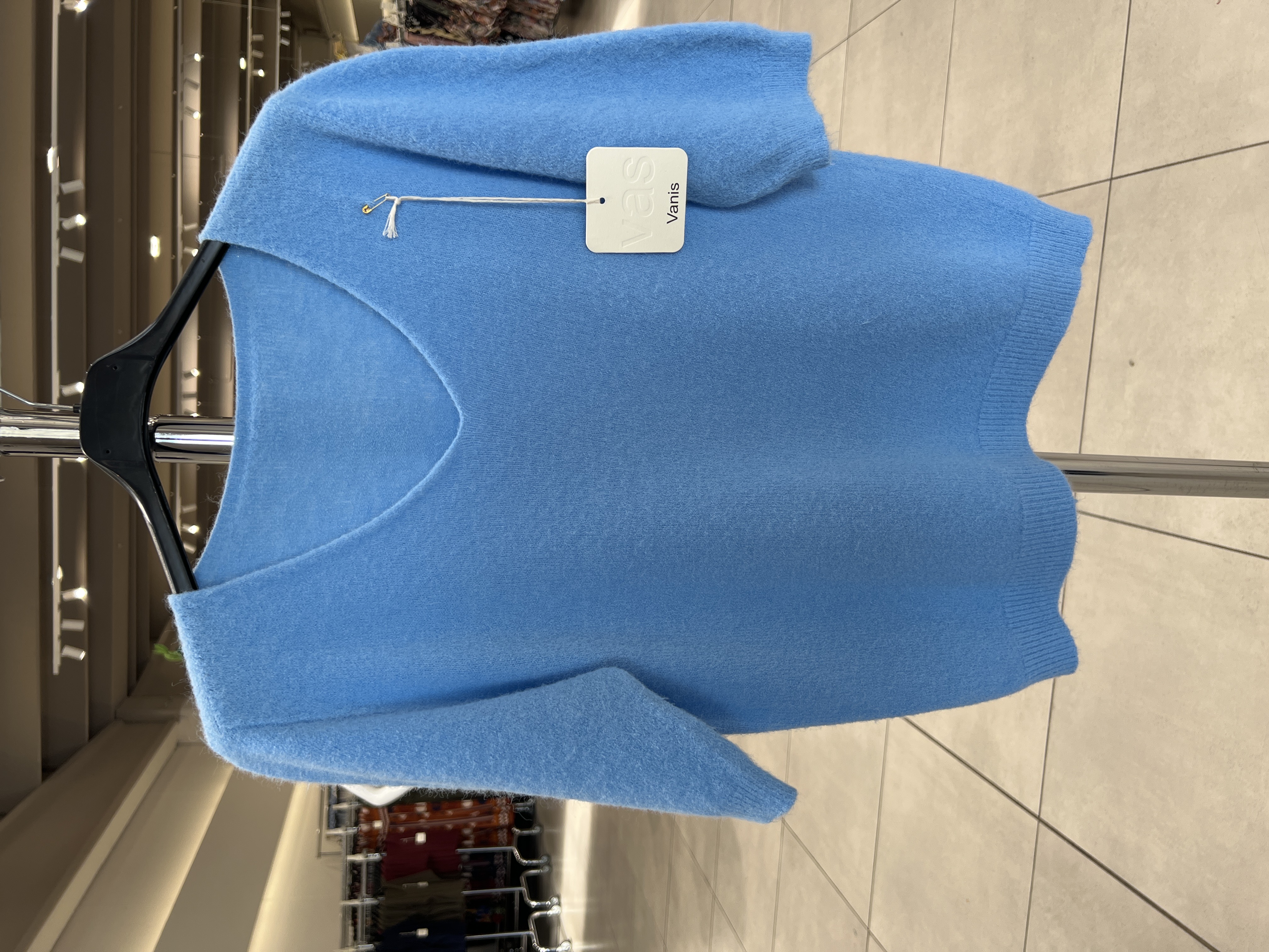 Regular V‑Neck Sweater