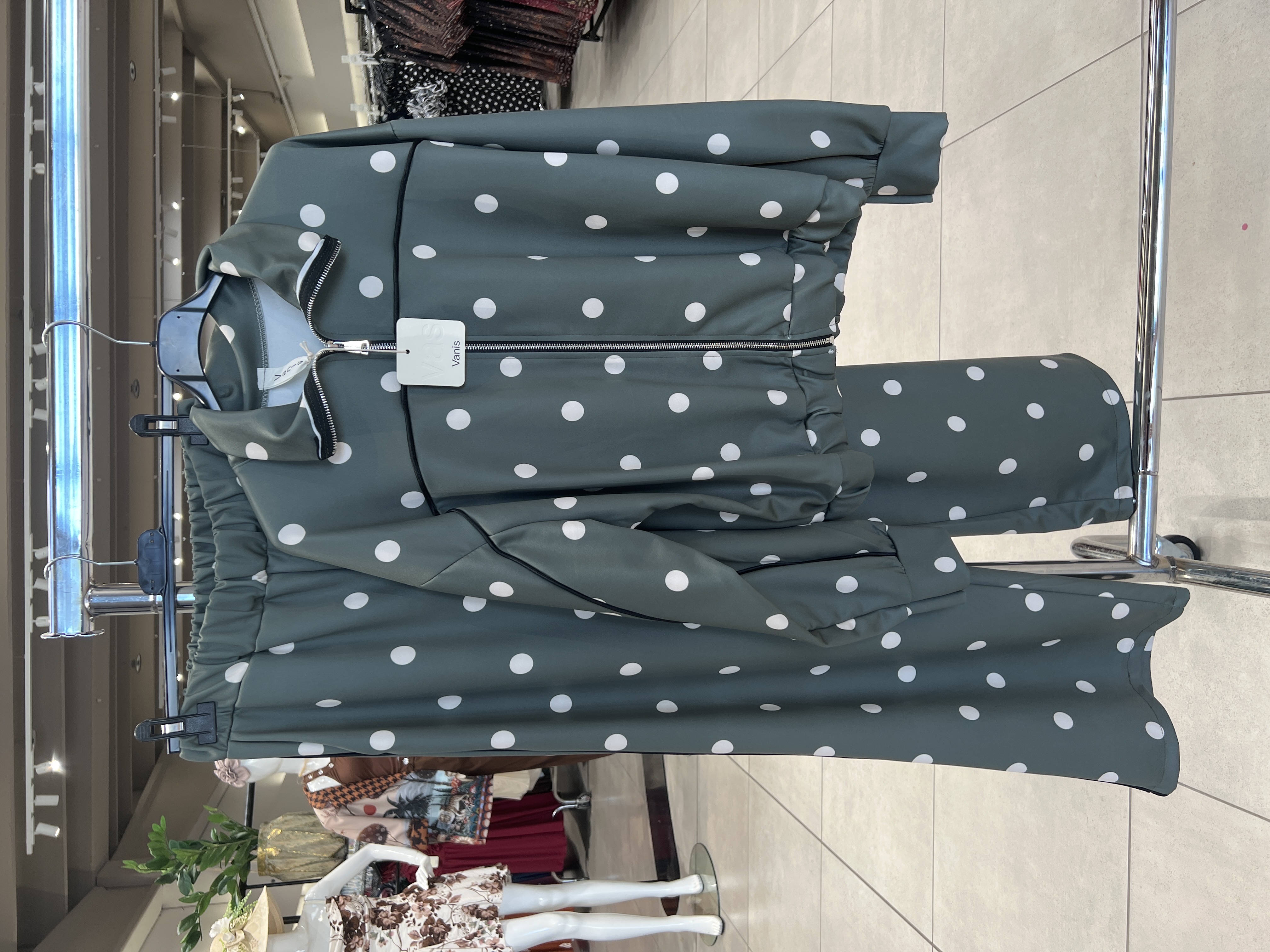 Relaxed Jumpsuit with Collar