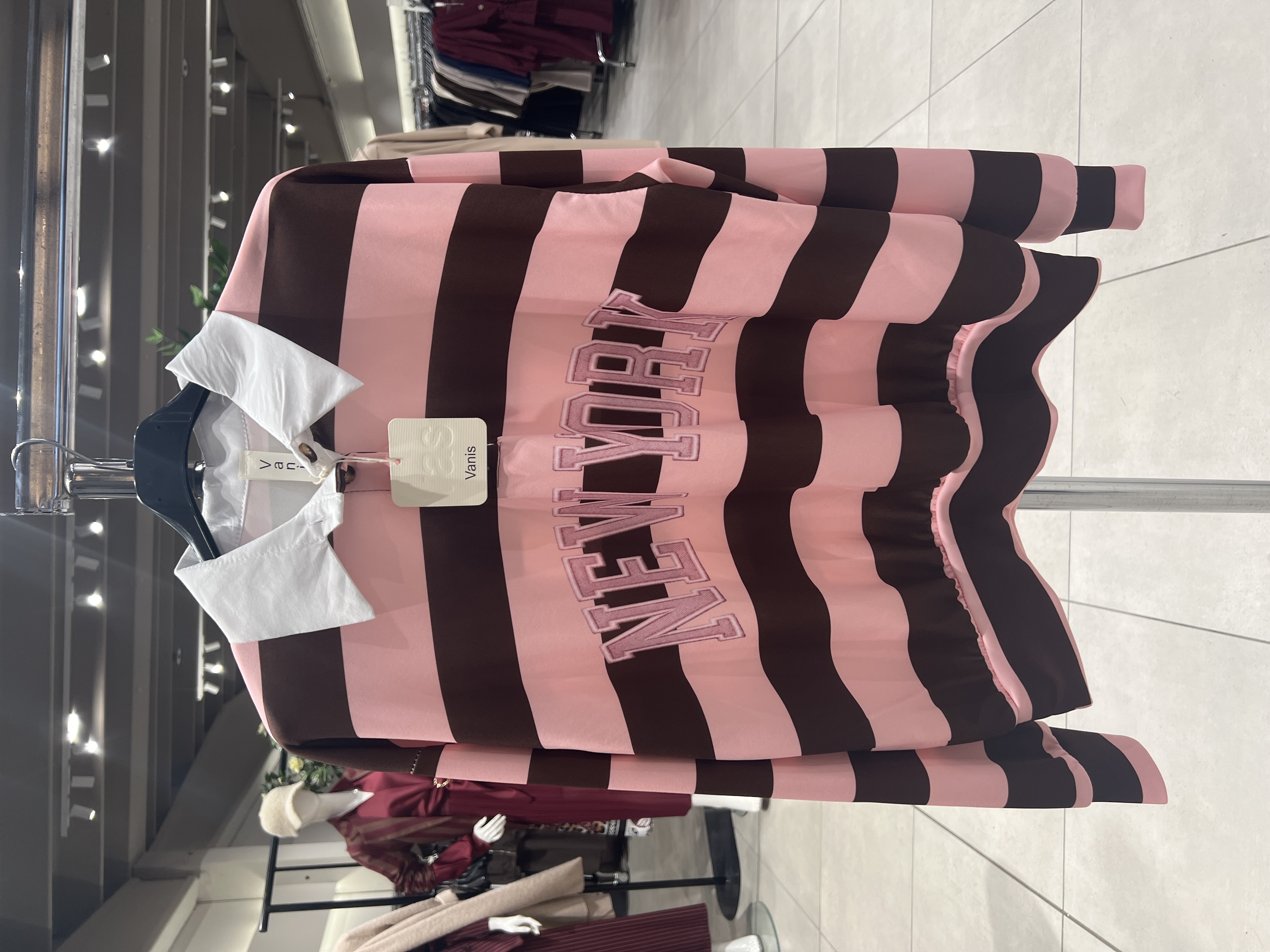 Oversized Sweatshirt with Collar