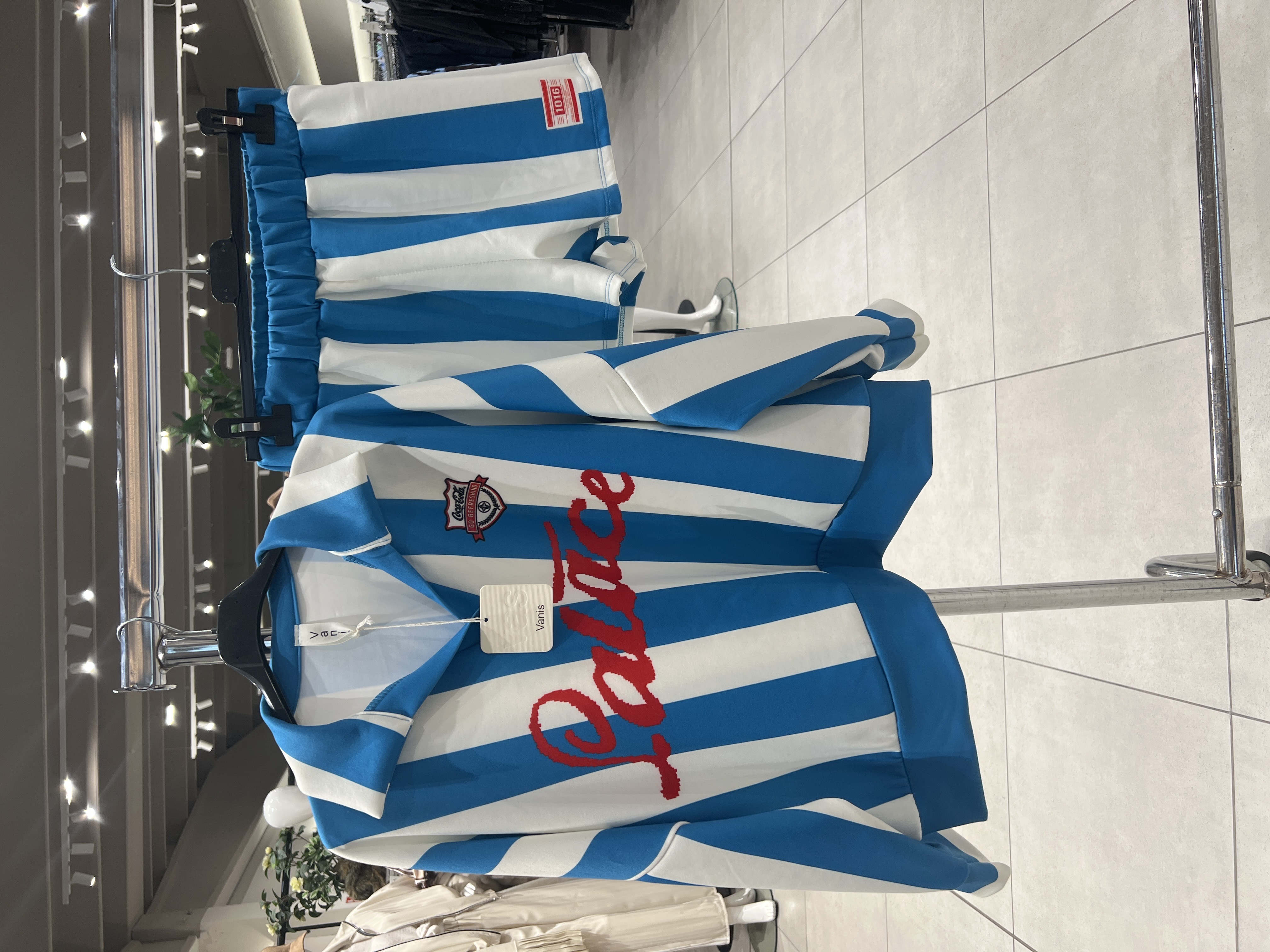 Oversized Set with Logo