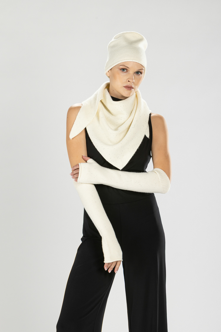 Triangle Knit Scarf