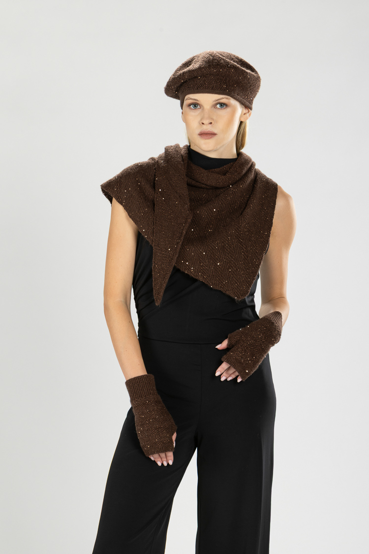 Accessory: Ribbed Fingerless Mittens with Sequins