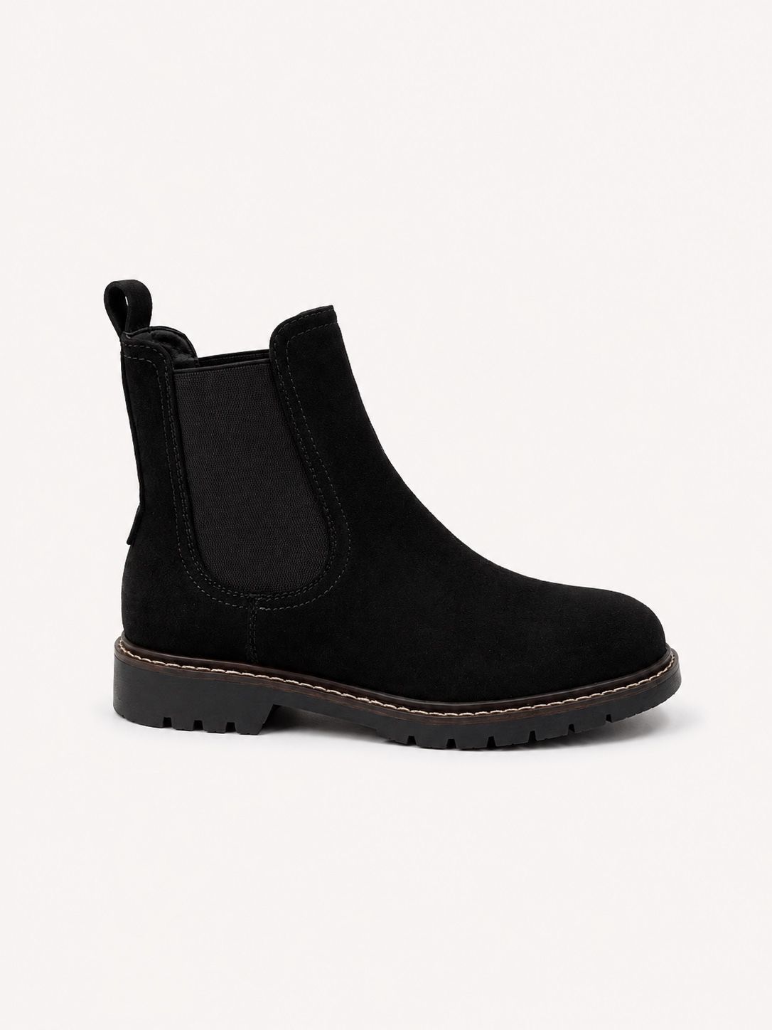 Chelsea Boots with Lug Sole