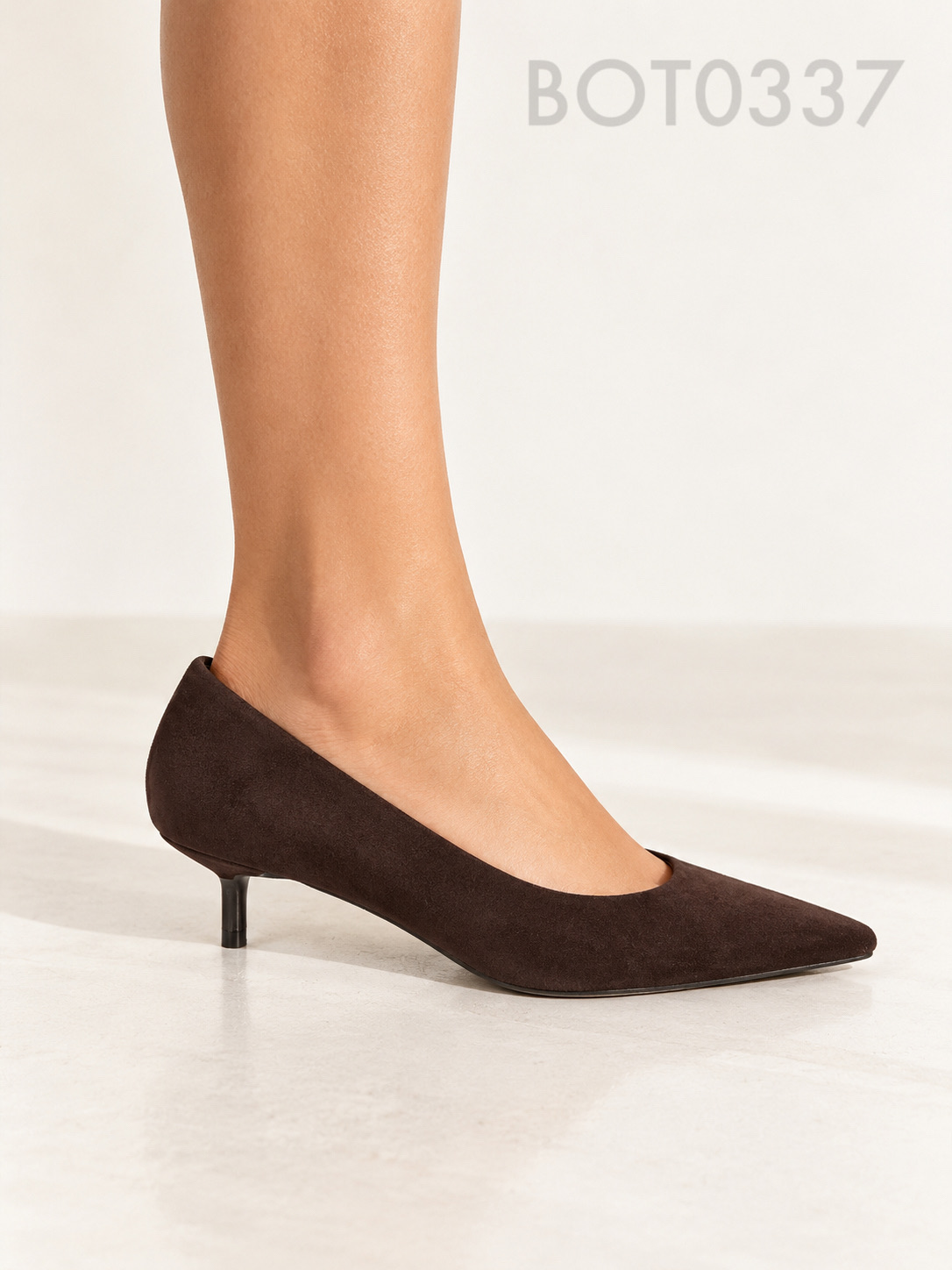 Pointed Low-Heel Pumps